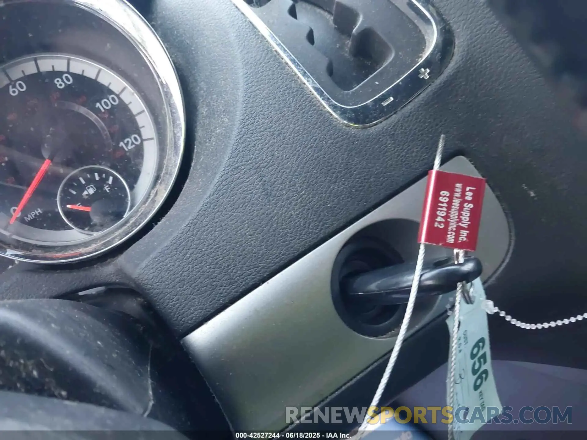 11 Photograph of a damaged car 2C4RDGEG0KR769570 DODGE GRAND CARAVAN 2019