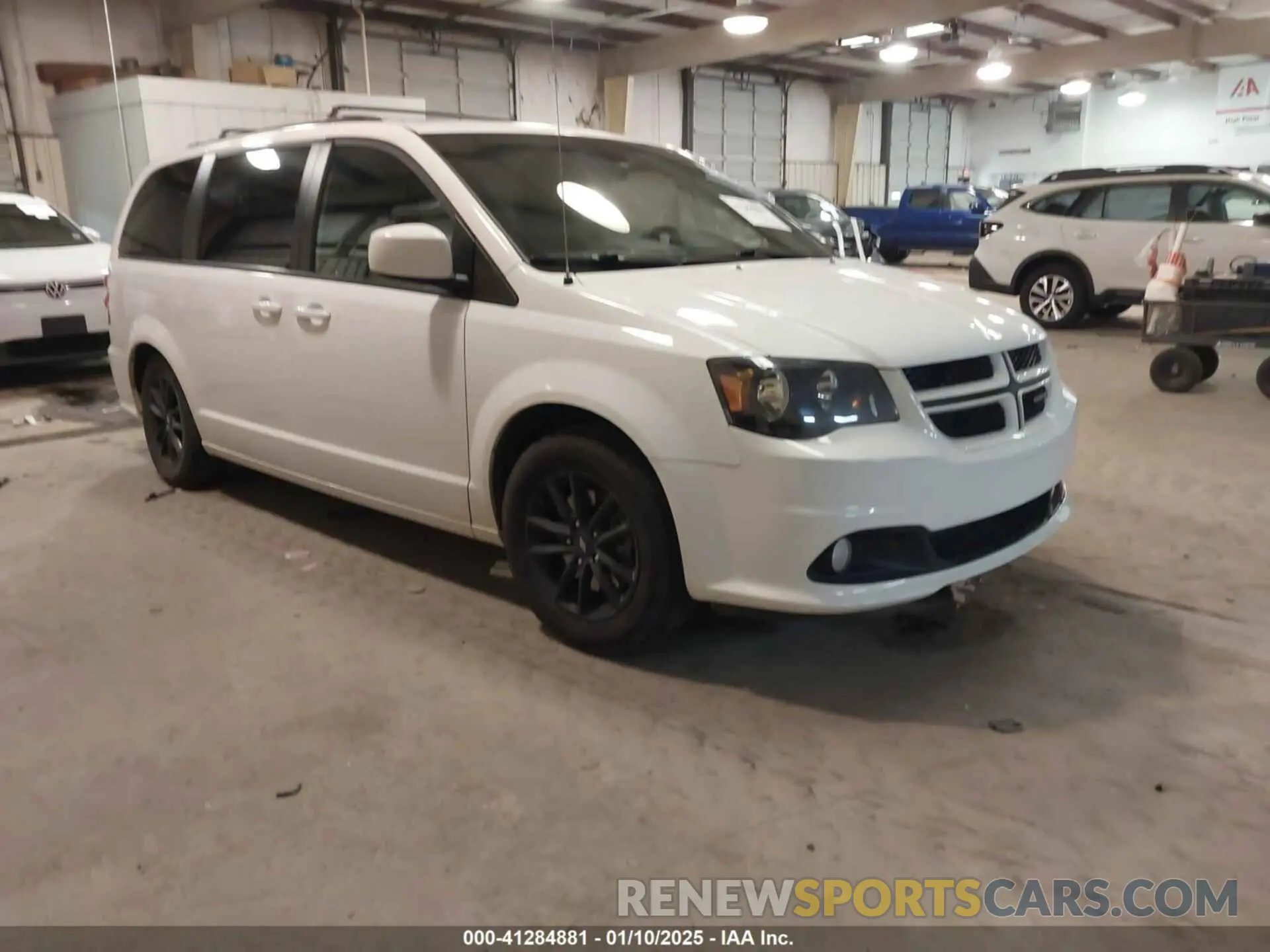 1 Photograph of a damaged car 2C4RDGEG0KR787101 DODGE GRAND CARAVAN 2019