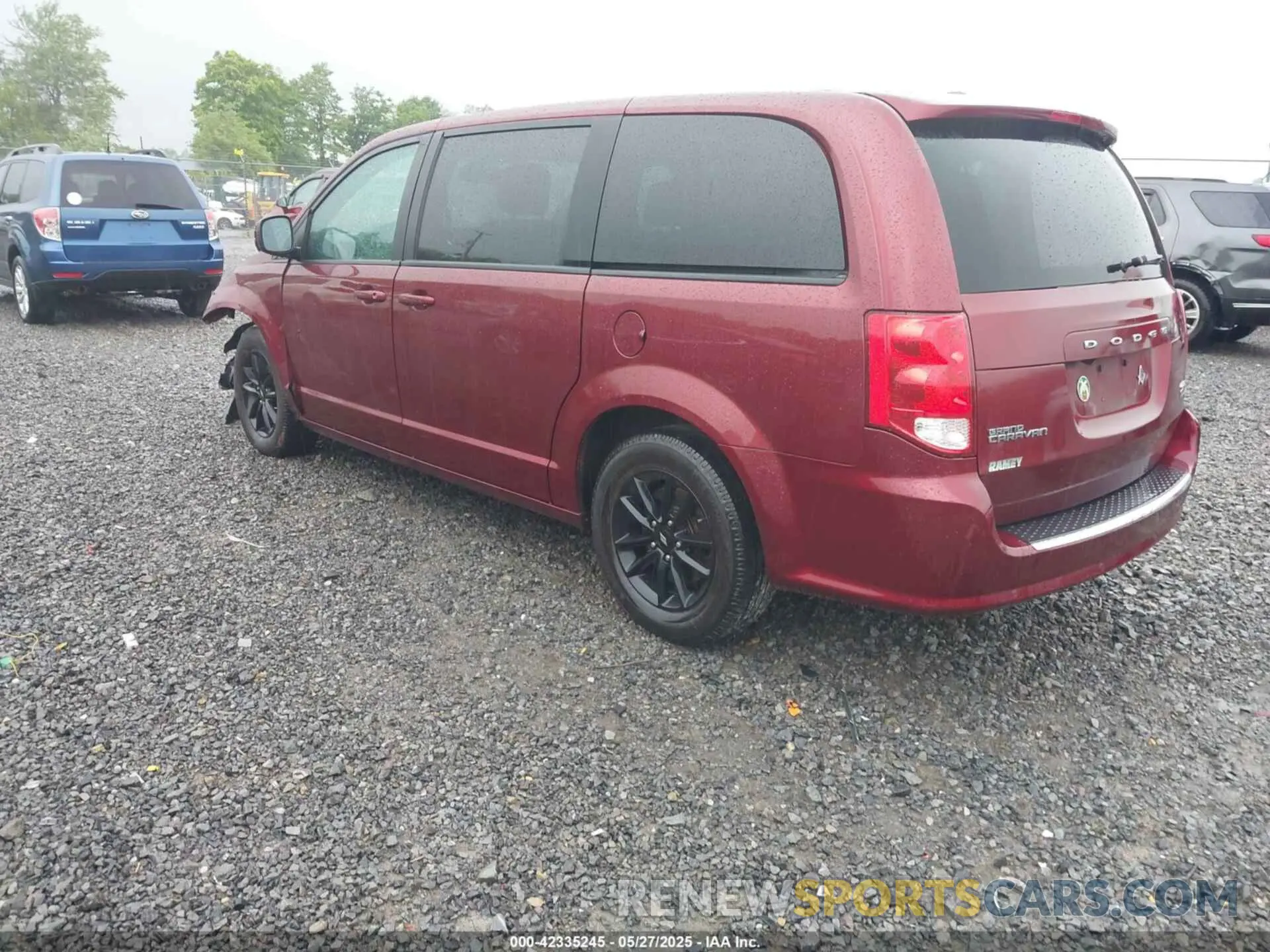 3 Photograph of a damaged car 2C4RDGEG1KR711256 DODGE GRAND CARAVAN 2019