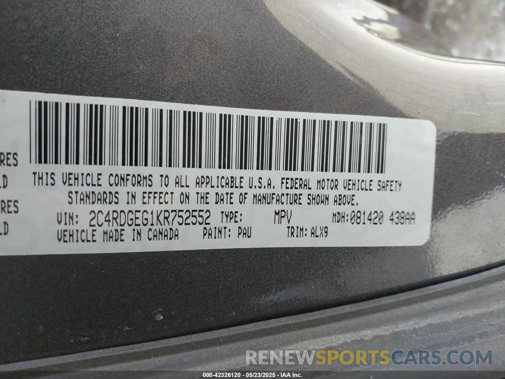 9 Photograph of a damaged car 2C4RDGEG1KR752552 DODGE GRAND CARAVAN 2019