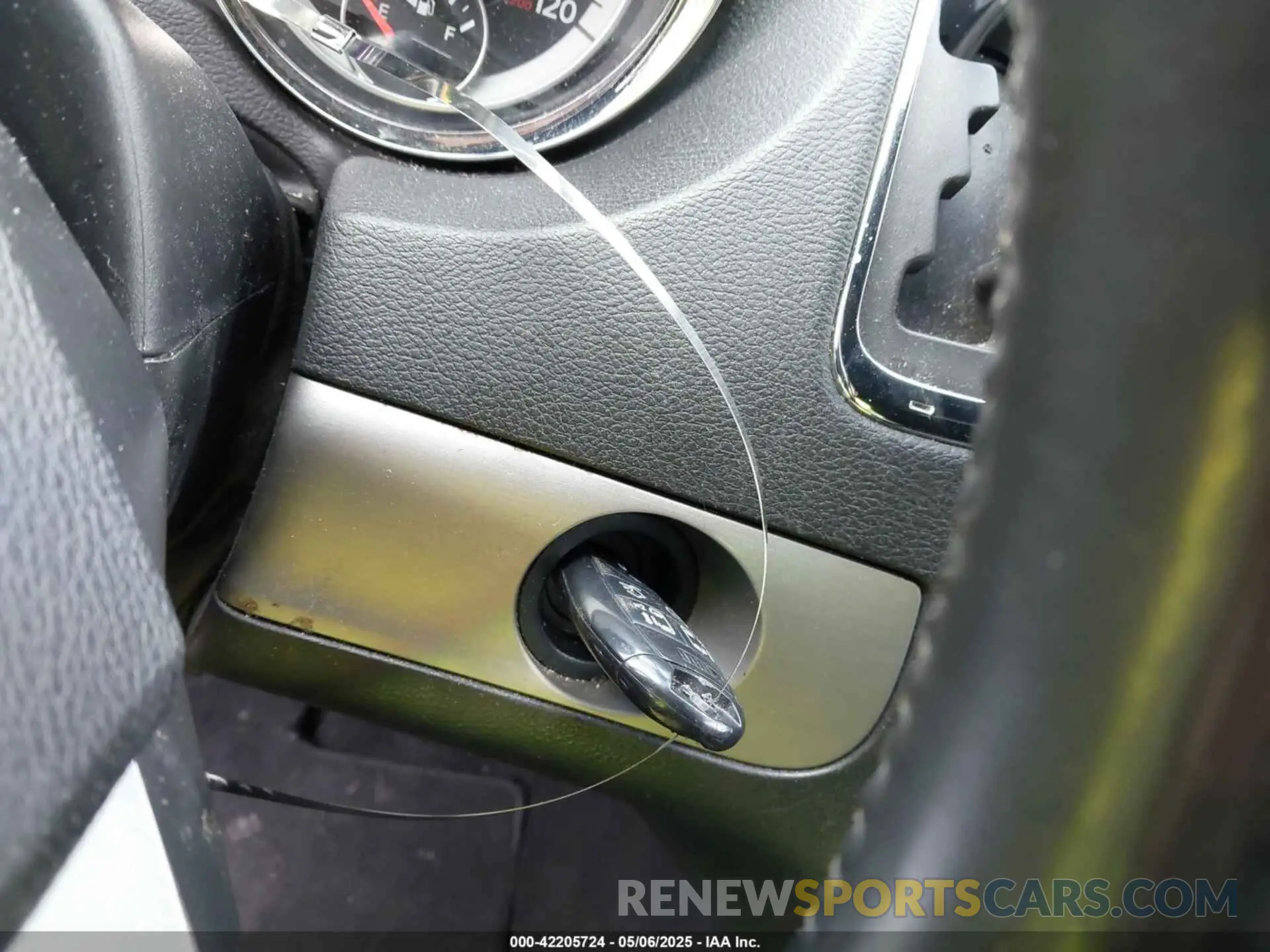 11 Photograph of a damaged car 2C4RDGEG2KR520641 DODGE GRAND CARAVAN 2019