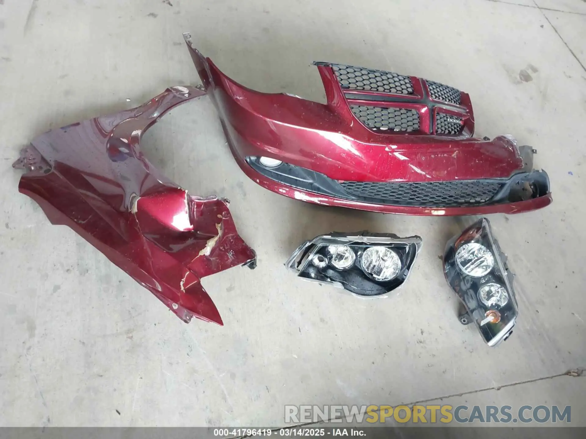 12 Photograph of a damaged car 2C4RDGEG2KR536788 DODGE GRAND CARAVAN 2019
