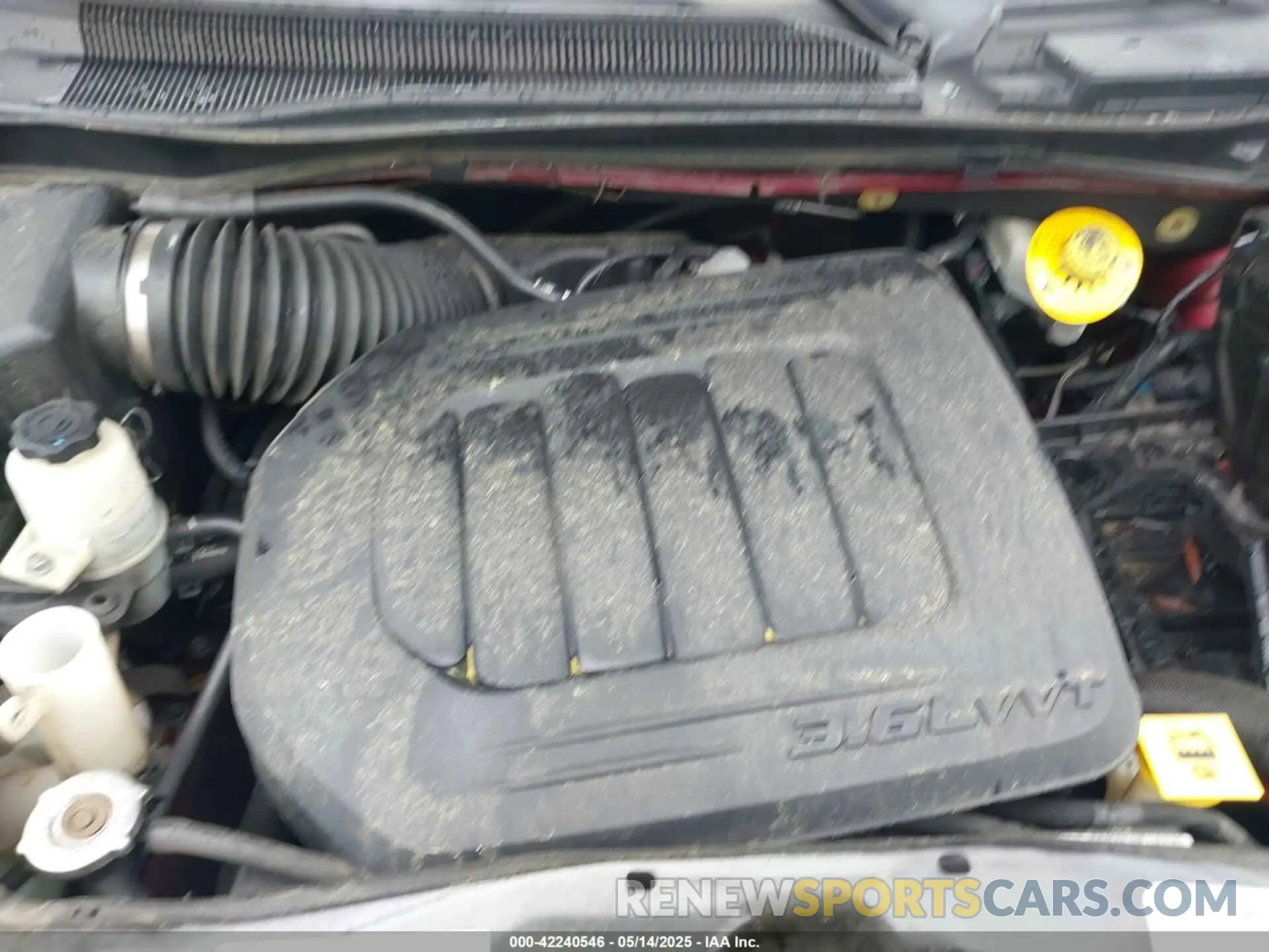 10 Photograph of a damaged car 2C4RDGEG2KR617905 DODGE GRAND CARAVAN 2019