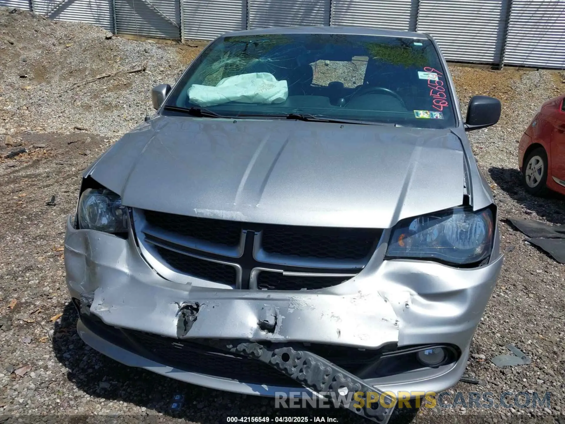 12 Photograph of a damaged car 2C4RDGEG3KR758367 DODGE GRAND CARAVAN 2019