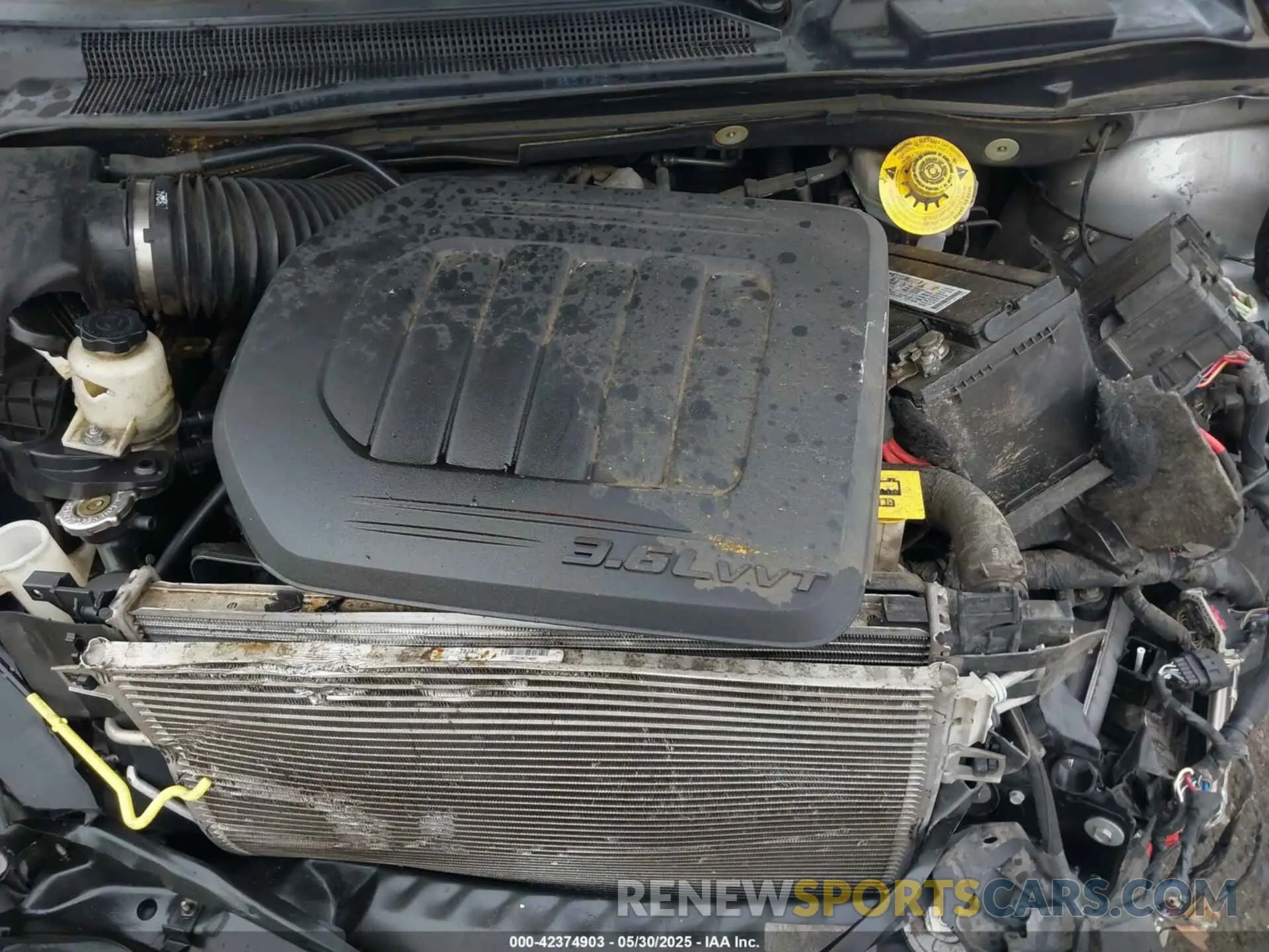 10 Photograph of a damaged car 2C4RDGEG3KR764881 DODGE GRAND CARAVAN 2019