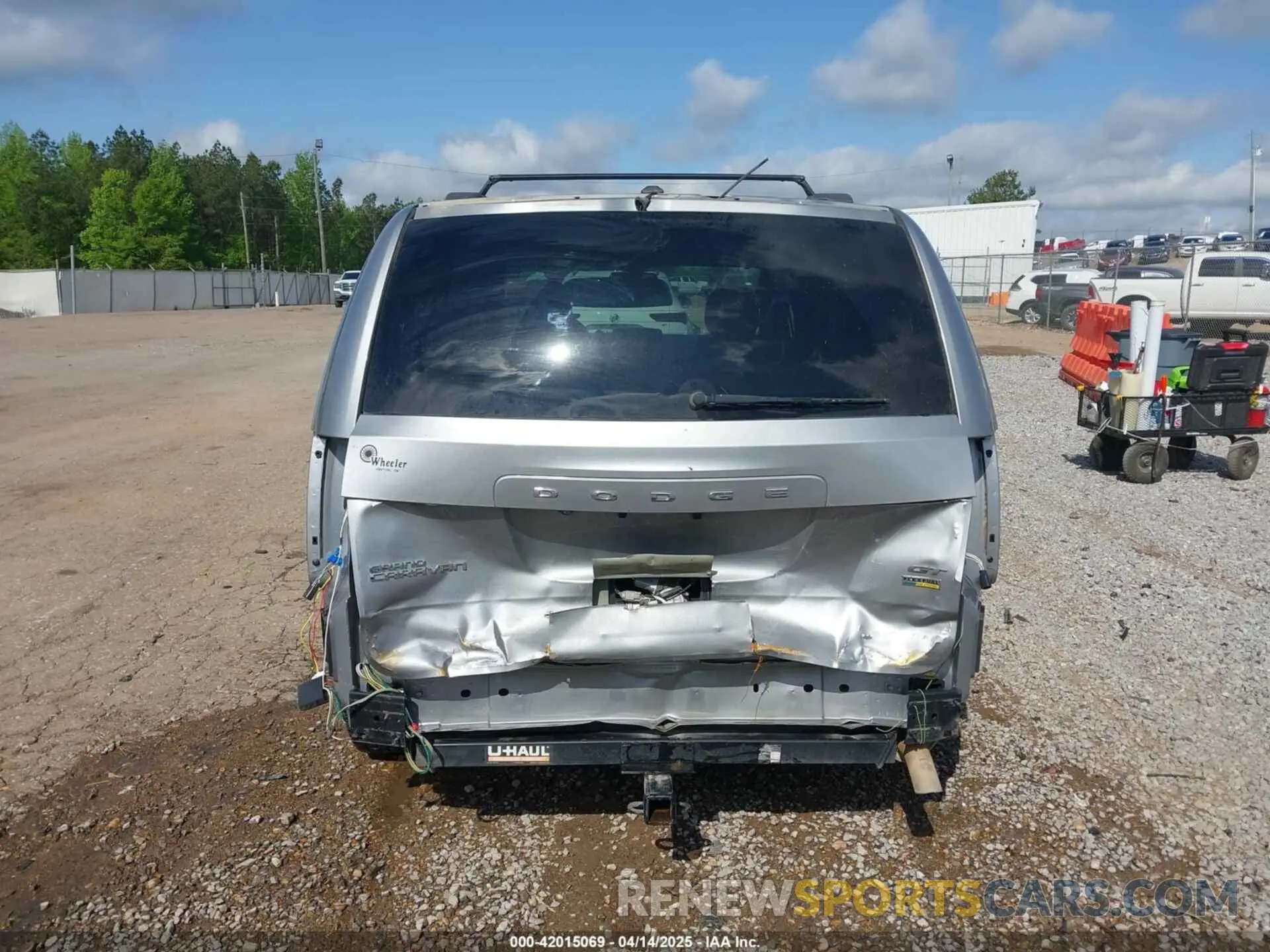 6 Photograph of a damaged car 2C4RDGEG4KR512377 DODGE GRAND CARAVAN 2019