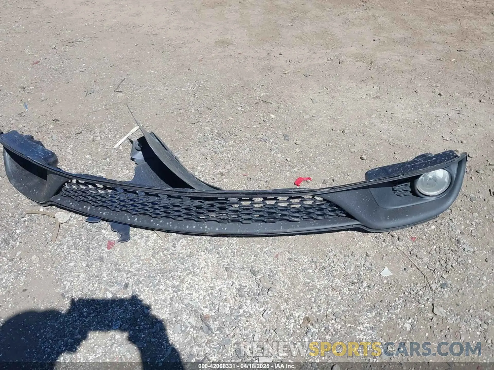 12 Photograph of a damaged car 2C4RDGEG4KR621924 DODGE GRAND CARAVAN 2019
