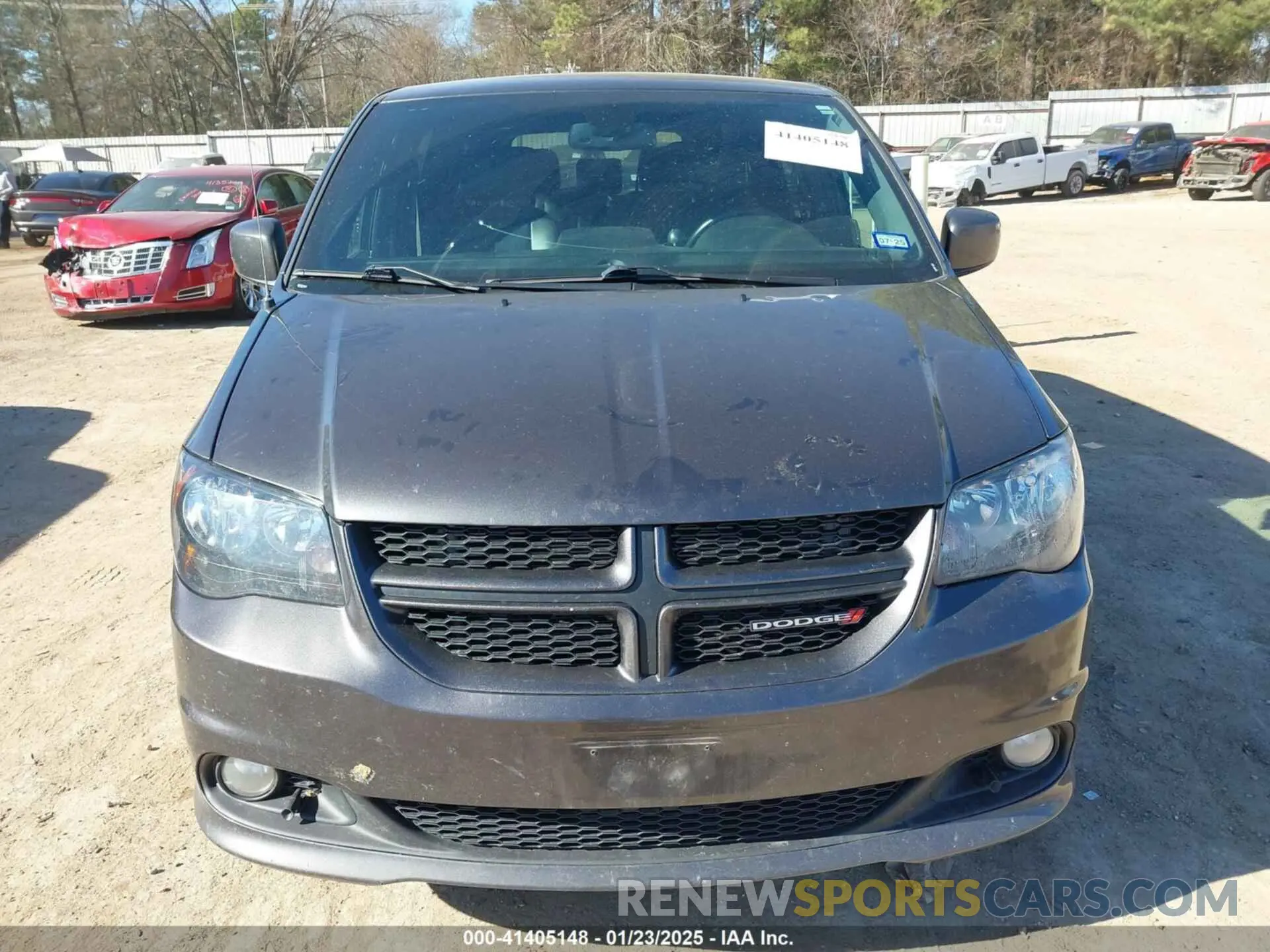 6 Photograph of a damaged car 2C4RDGEG4KR640425 DODGE GRAND CARAVAN 2019