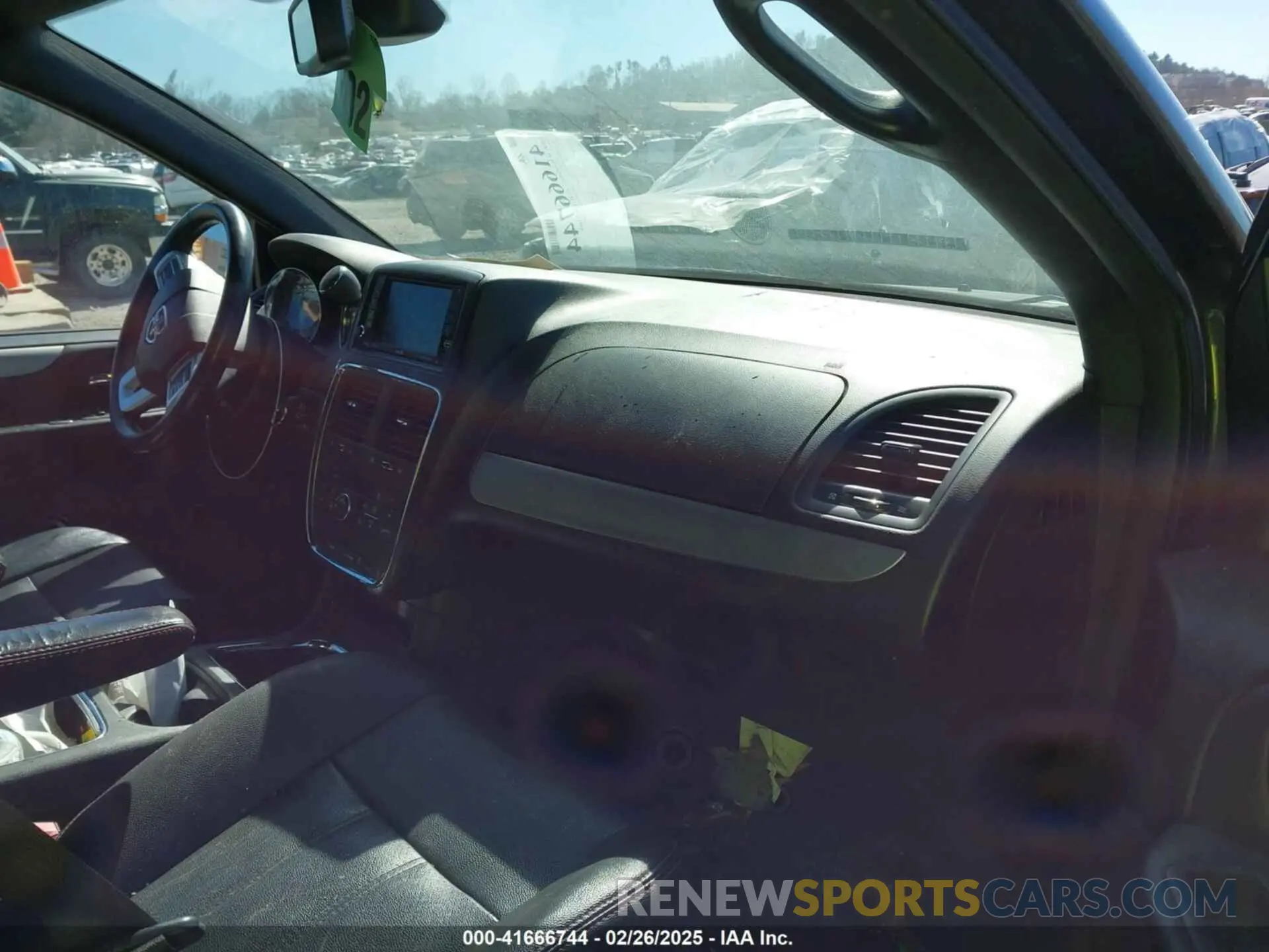 5 Photograph of a damaged car 2C4RDGEG4KR647200 DODGE GRAND CARAVAN 2019