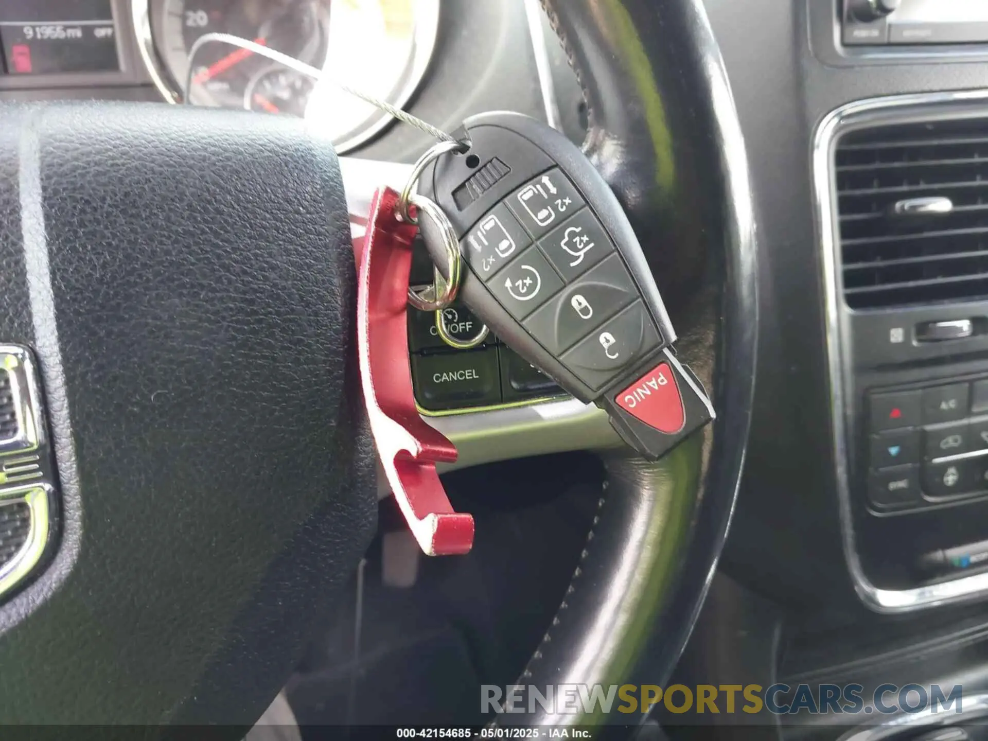 11 Photograph of a damaged car 2C4RDGEG4KR670475 DODGE GRAND CARAVAN 2019