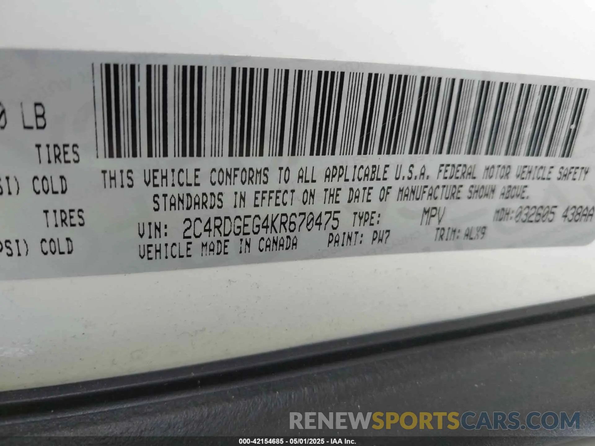 9 Photograph of a damaged car 2C4RDGEG4KR670475 DODGE GRAND CARAVAN 2019