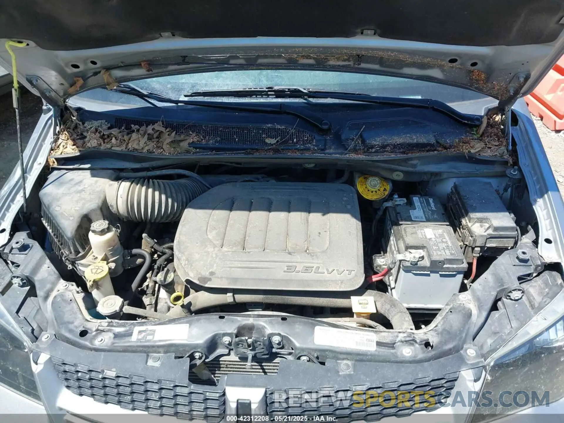 10 Photograph of a damaged car 2C4RDGEG4KR716080 DODGE GRAND CARAVAN 2019