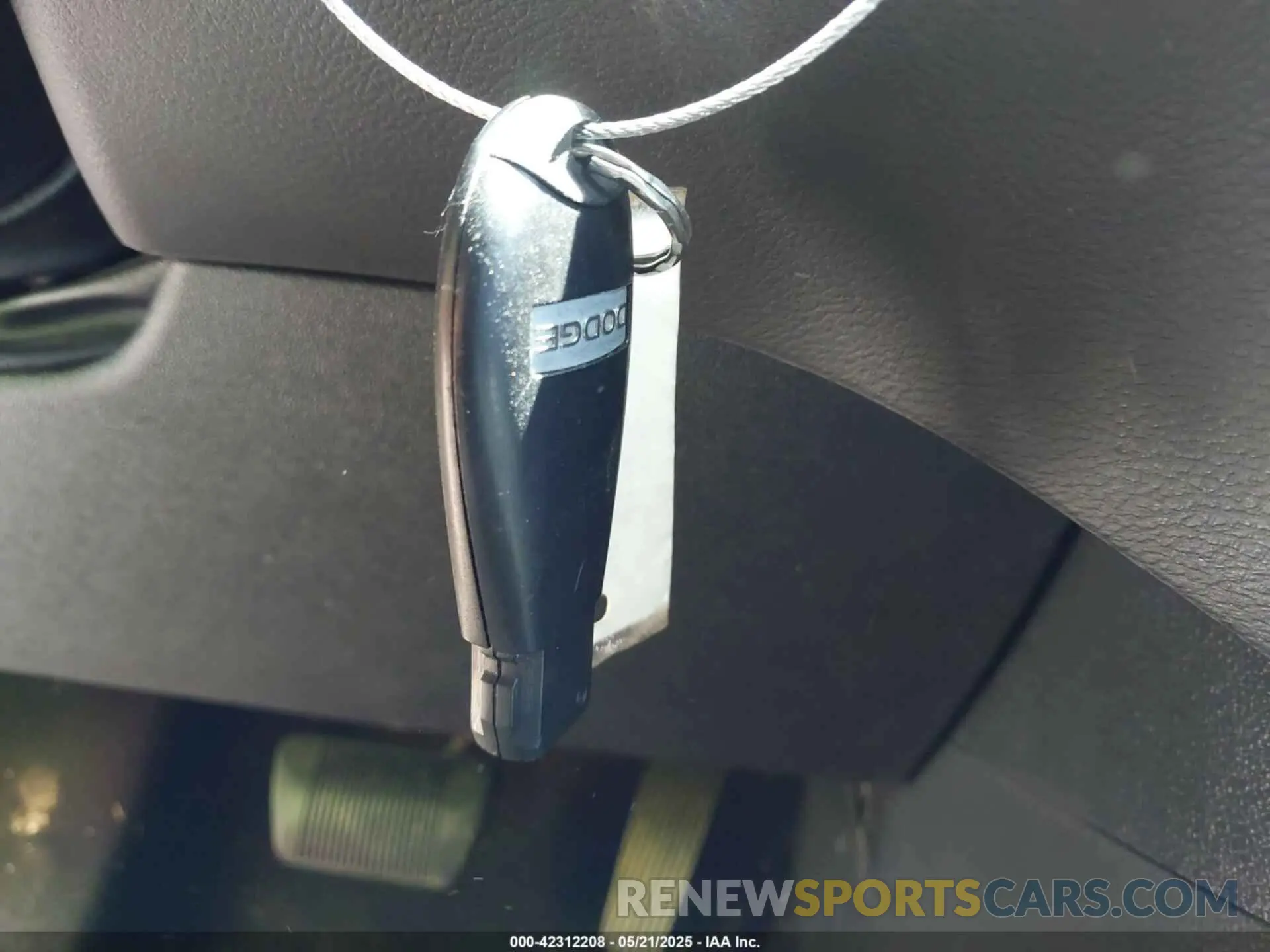 11 Photograph of a damaged car 2C4RDGEG4KR716080 DODGE GRAND CARAVAN 2019