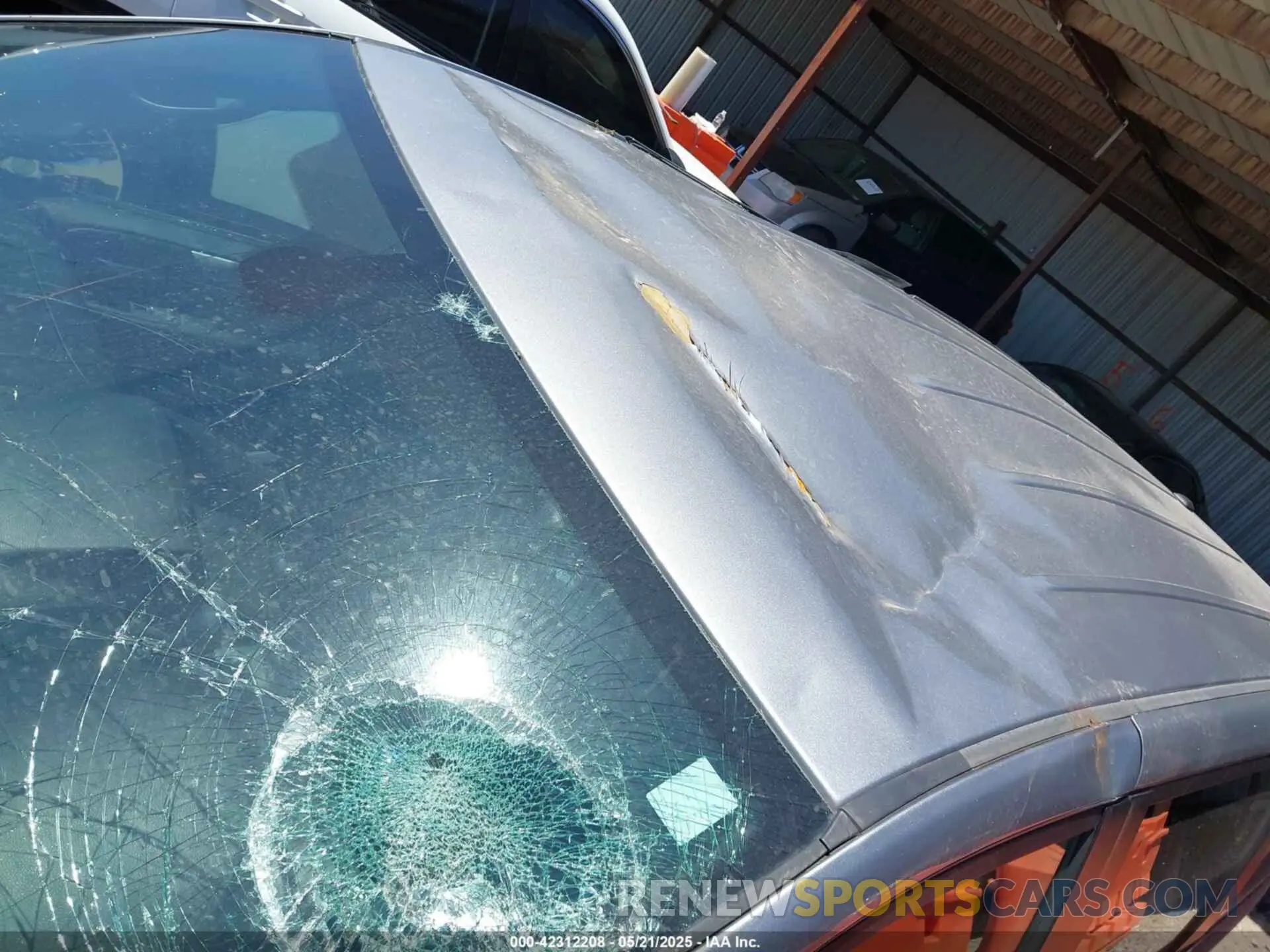 6 Photograph of a damaged car 2C4RDGEG4KR716080 DODGE GRAND CARAVAN 2019