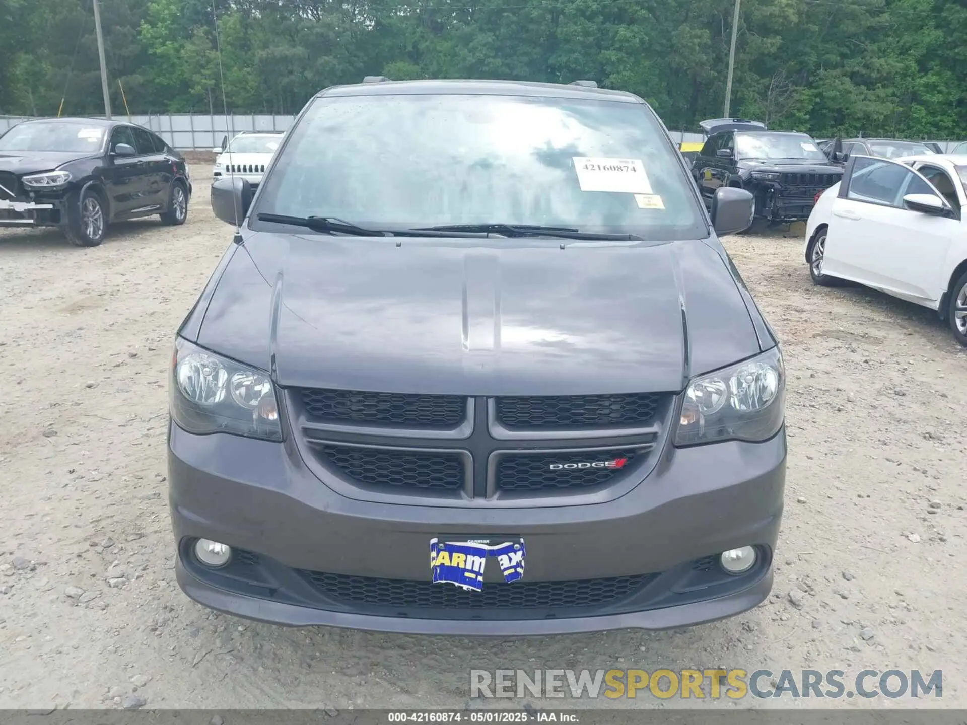 12 Photograph of a damaged car 2C4RDGEG4KR739777 DODGE GRAND CARAVAN 2019
