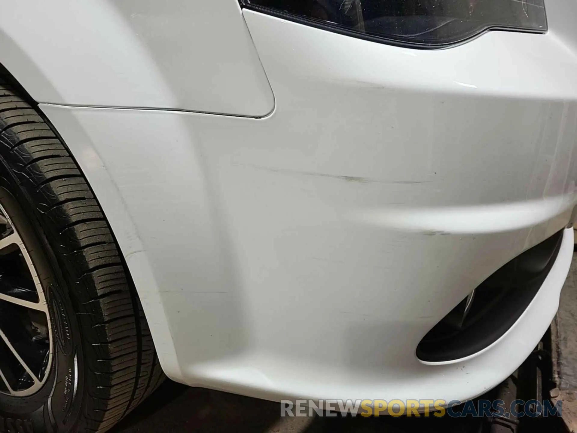 10 Photograph of a damaged car 2C4RDGEG5KR600371 DODGE GRAND CARAVAN 2019