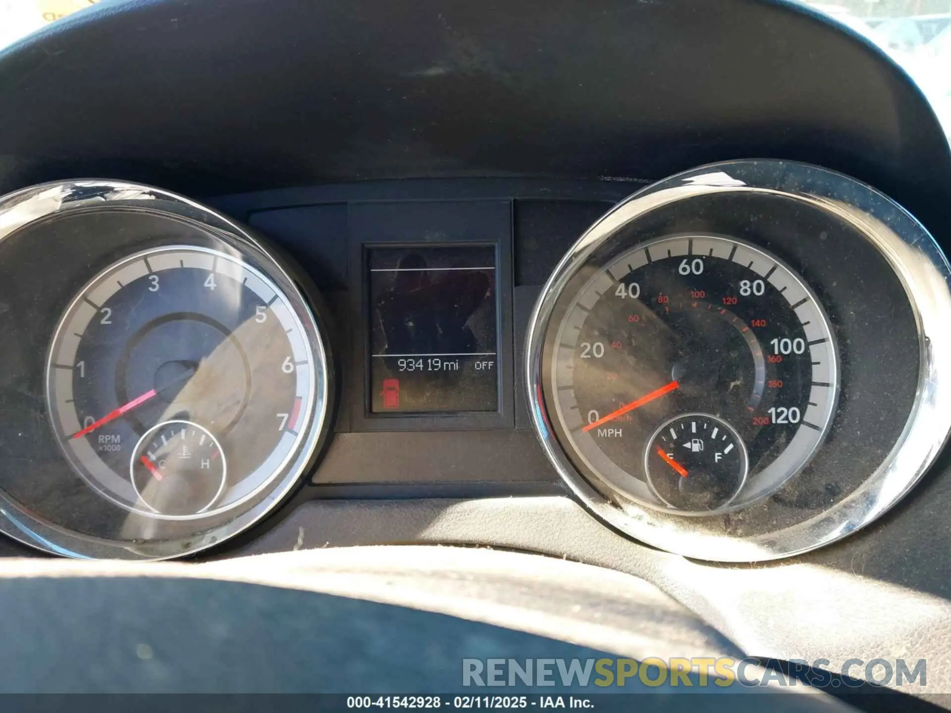 7 Photograph of a damaged car 2C4RDGEG5KR744504 DODGE GRAND CARAVAN 2019