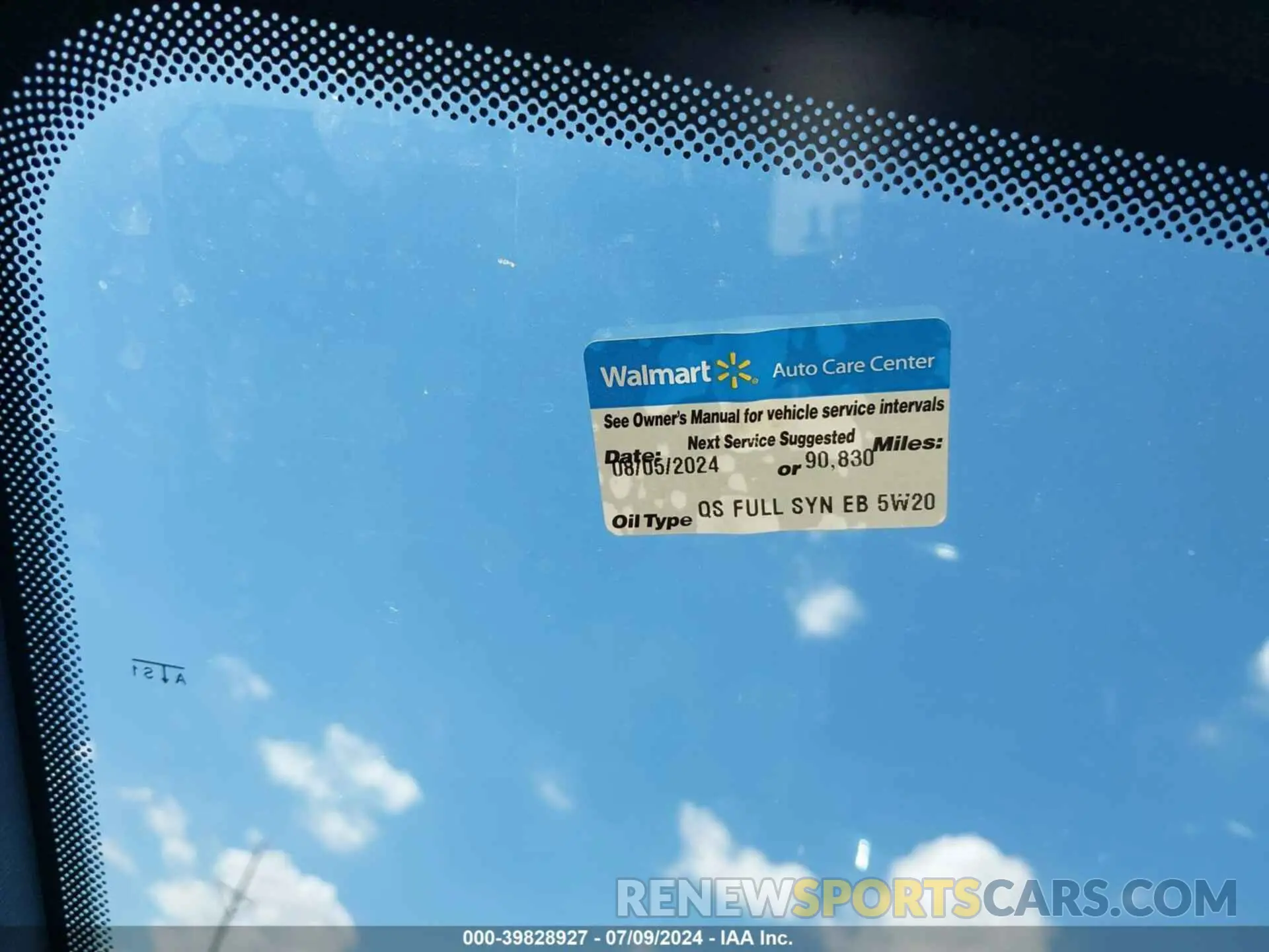 18 Photograph of a damaged car 2C4RDGEG6KR565369 DODGE GRAND CARAVAN 2019