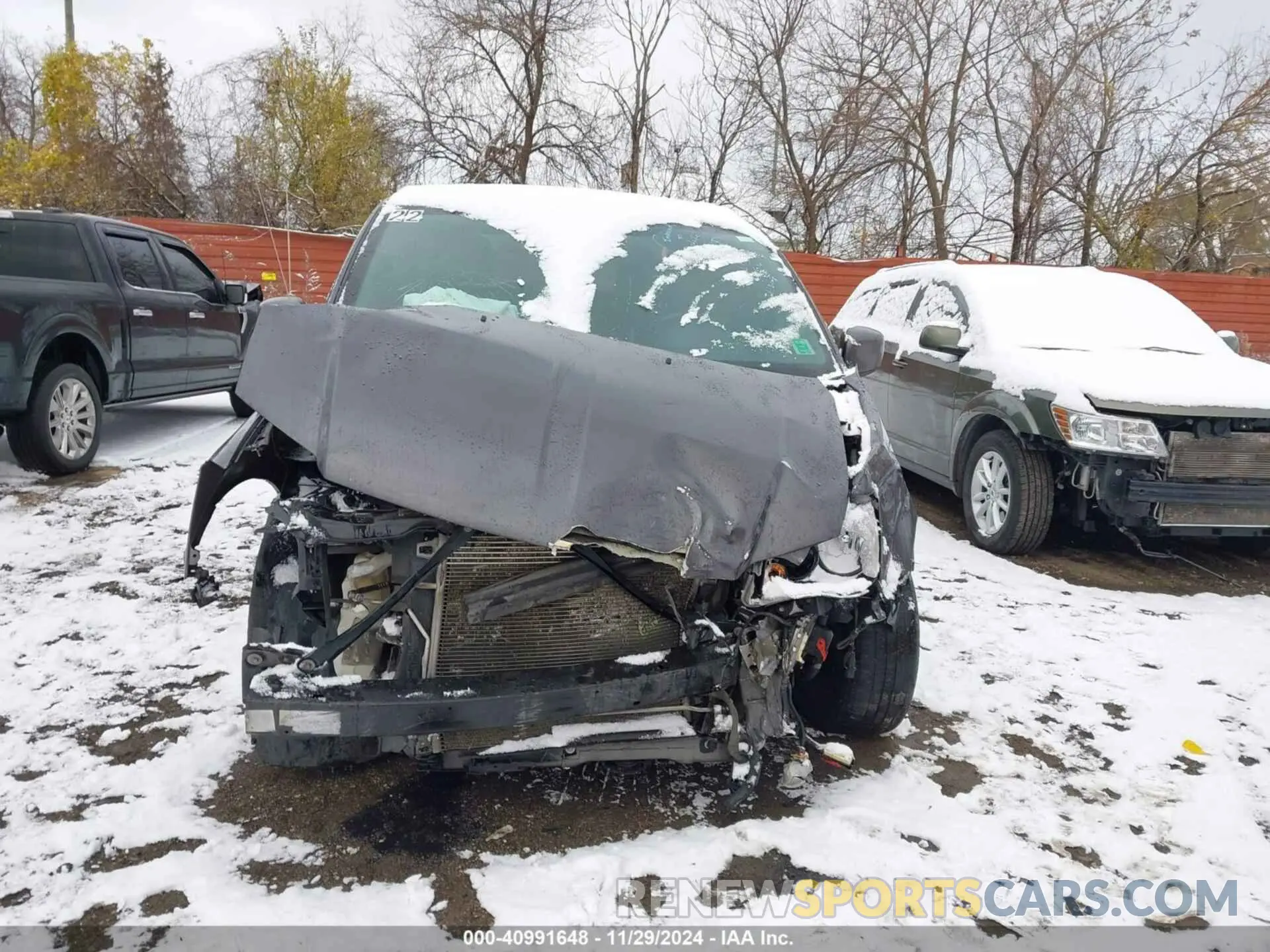 12 Photograph of a damaged car 2C4RDGEG6KR802104 DODGE GRAND CARAVAN 2019
