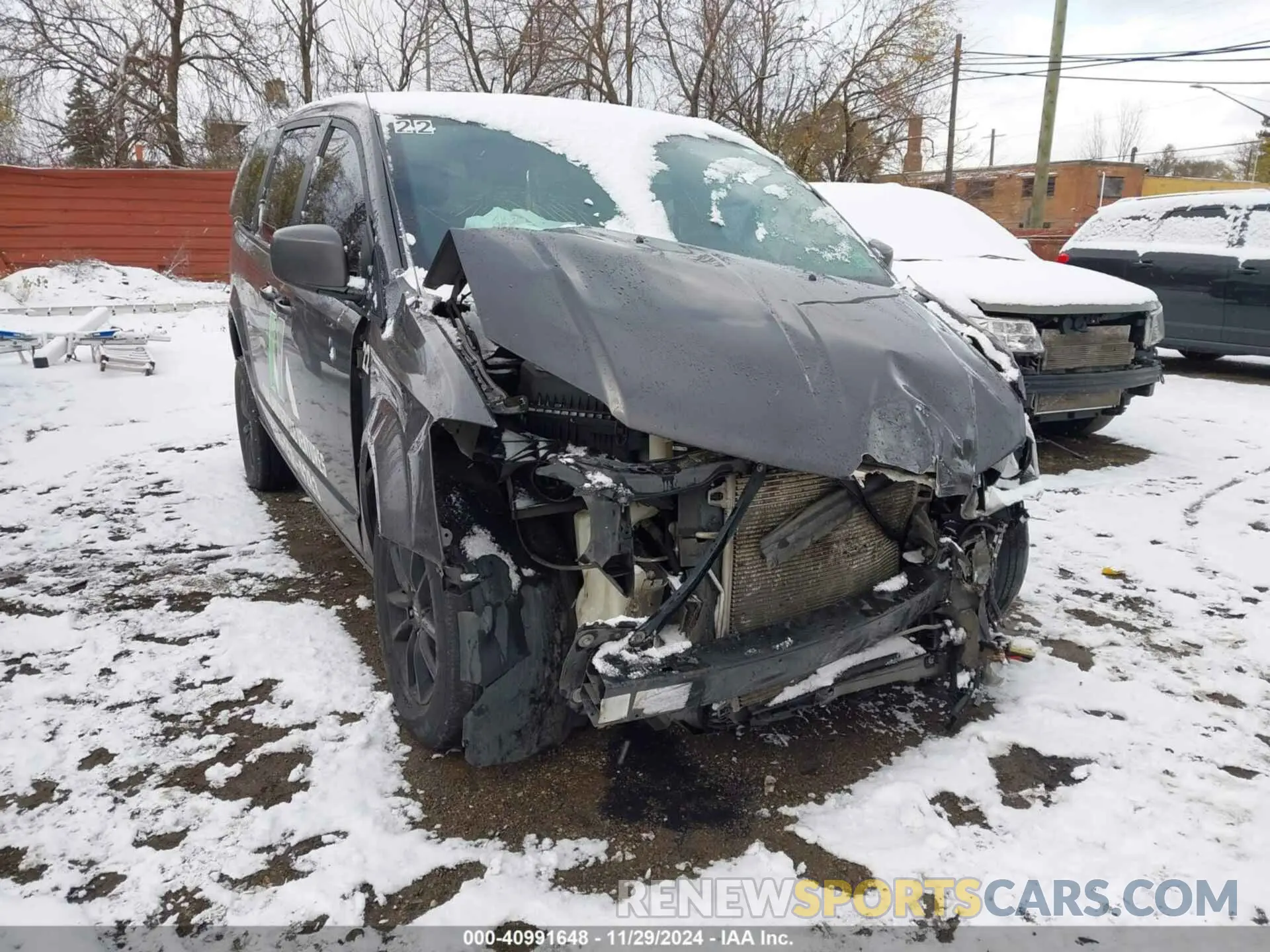 6 Photograph of a damaged car 2C4RDGEG6KR802104 DODGE GRAND CARAVAN 2019