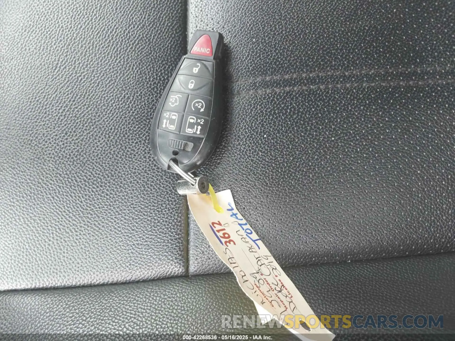 11 Photograph of a damaged car 2C4RDGEG7KR510347 DODGE GRAND CARAVAN 2019
