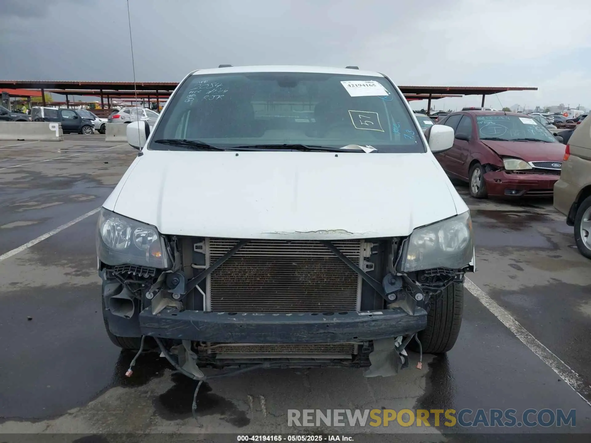 12 Photograph of a damaged car 2C4RDGEG7KR565221 DODGE GRAND CARAVAN 2019