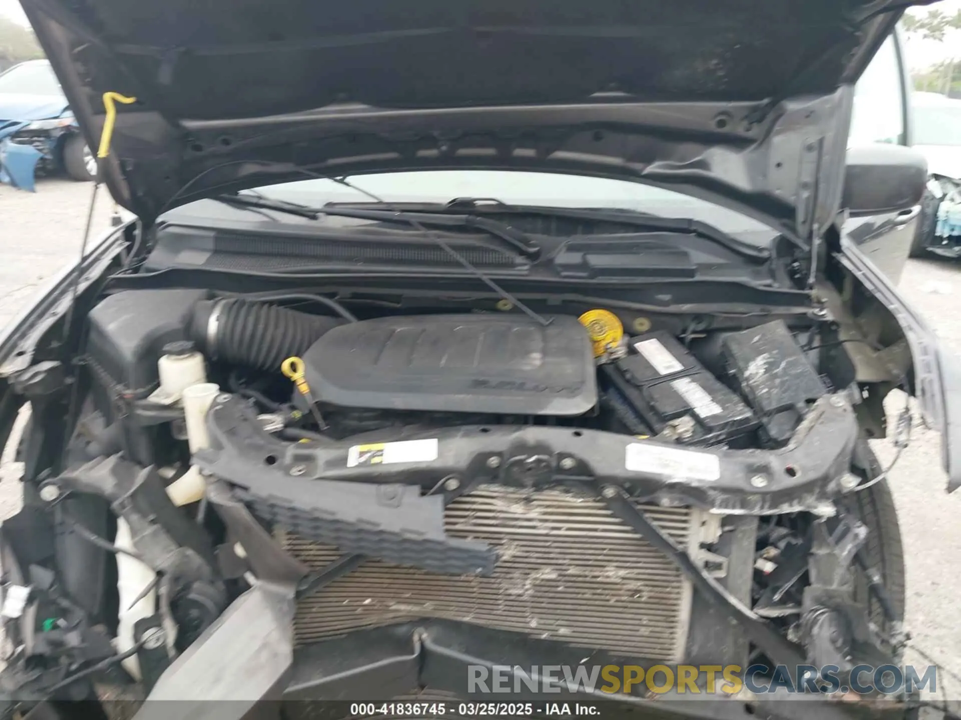 10 Photograph of a damaged car 2C4RDGEG7KR663147 DODGE GRAND CARAVAN 2019