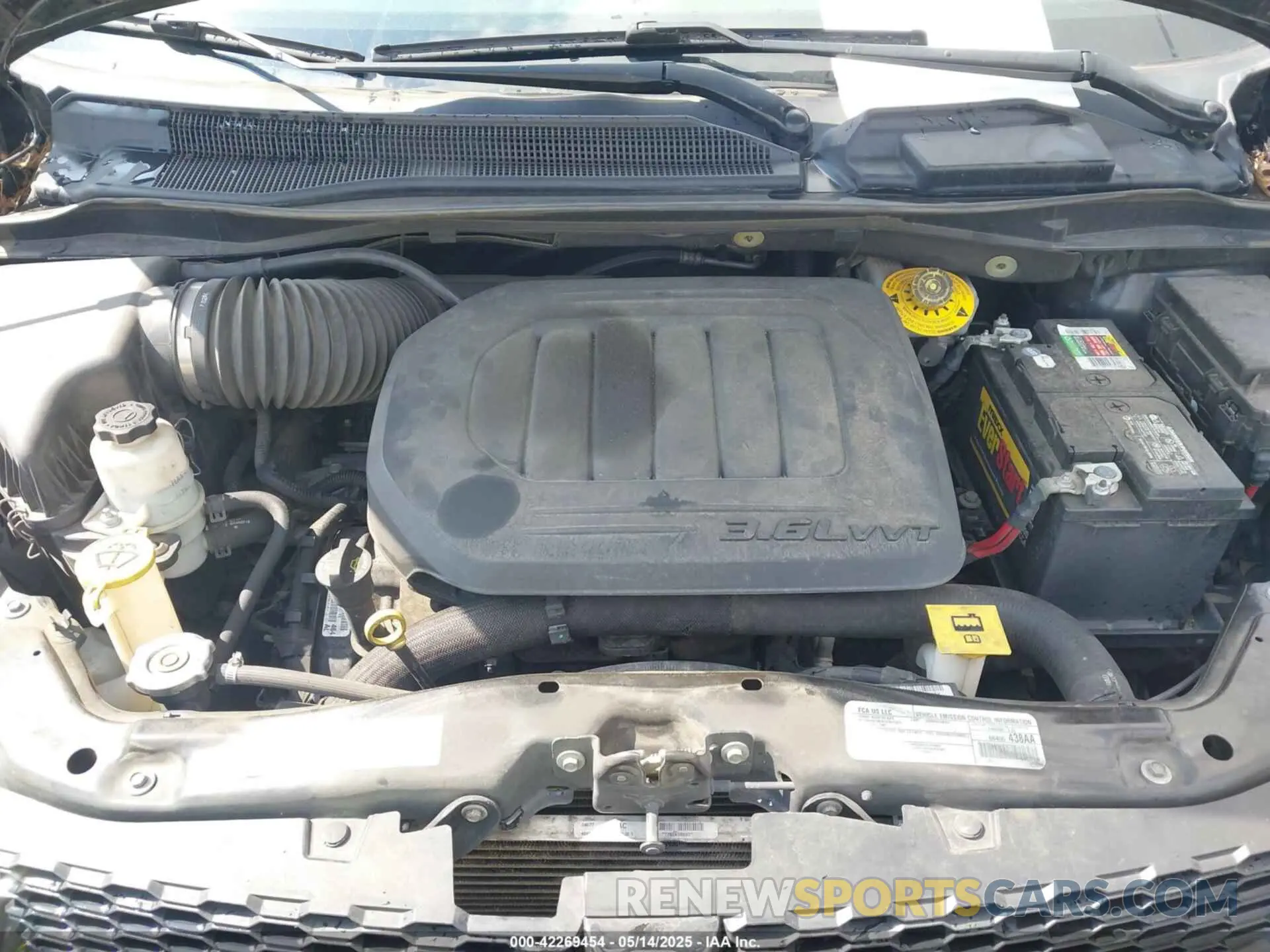 10 Photograph of a damaged car 2C4RDGEG7KR671328 DODGE GRAND CARAVAN 2019