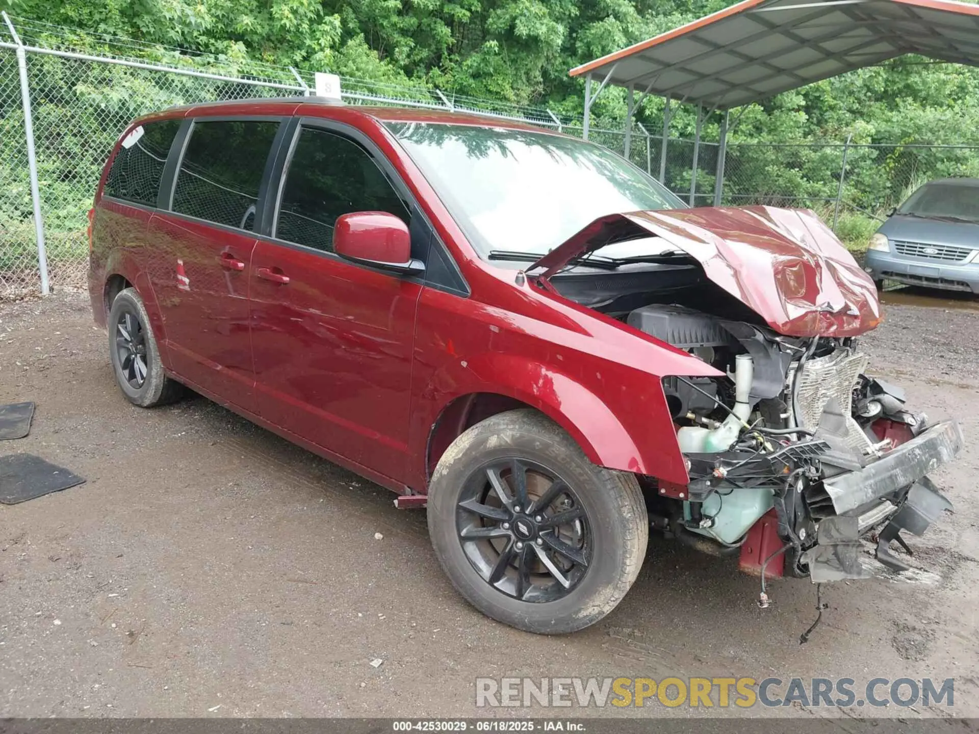 1 Photograph of a damaged car 2C4RDGEG7KR750031 DODGE GRAND CARAVAN 2019