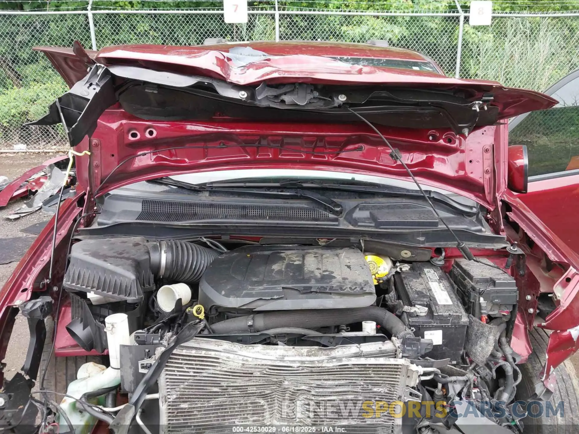 10 Photograph of a damaged car 2C4RDGEG7KR750031 DODGE GRAND CARAVAN 2019