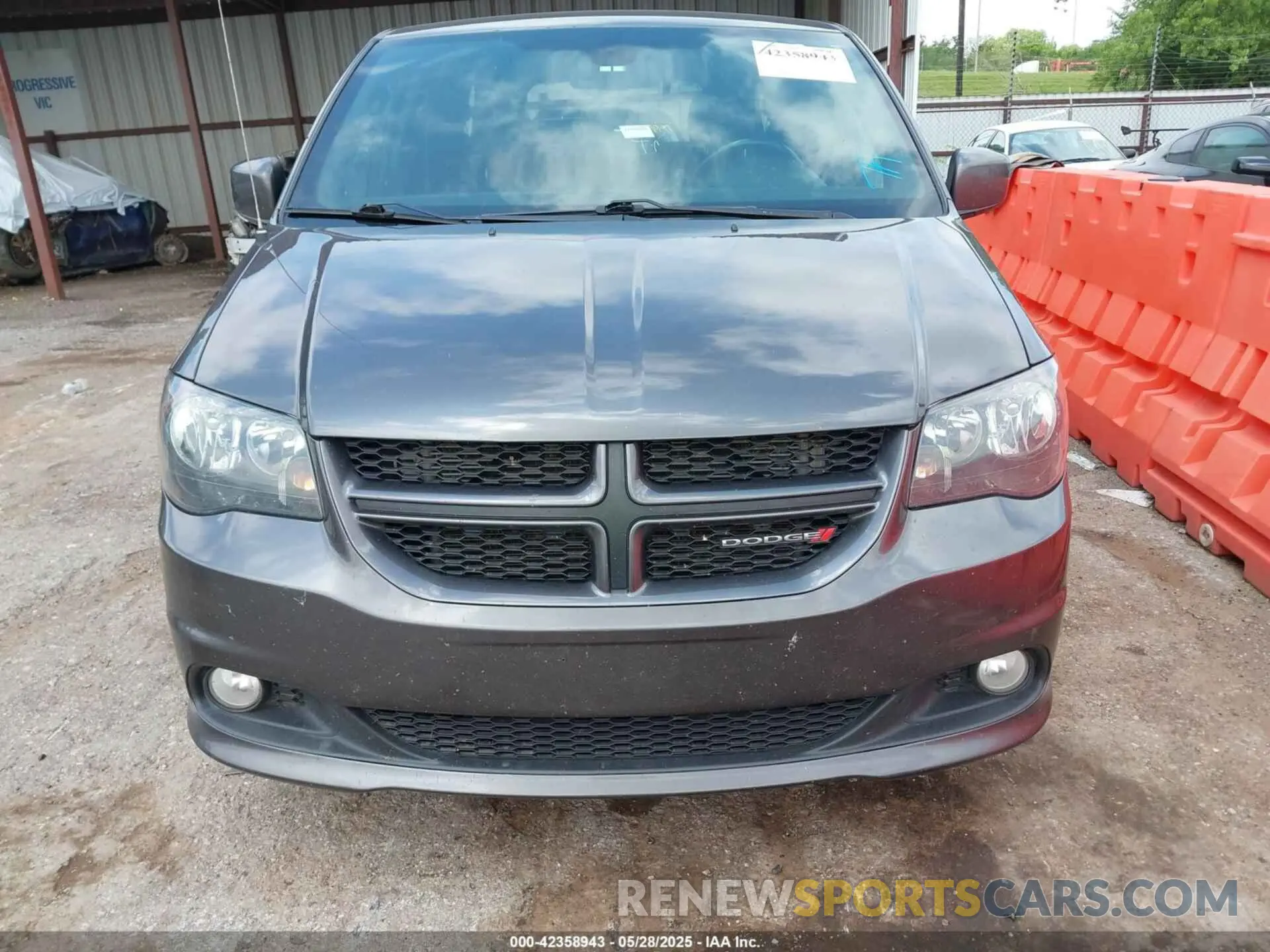 13 Photograph of a damaged car 2C4RDGEG7KR769968 DODGE GRAND CARAVAN 2019