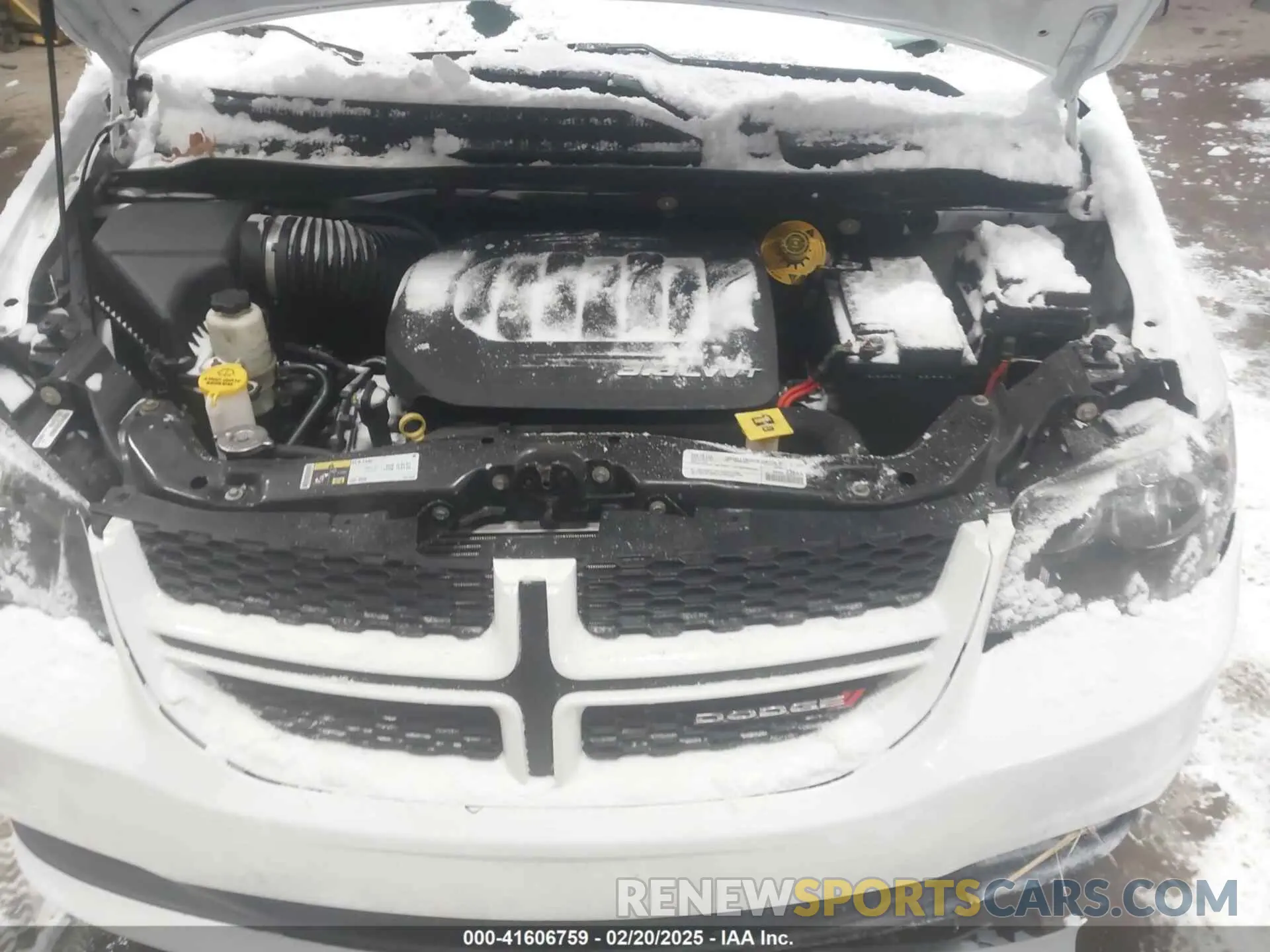 10 Photograph of a damaged car 2C4RDGEG8KR535015 DODGE GRAND CARAVAN 2019