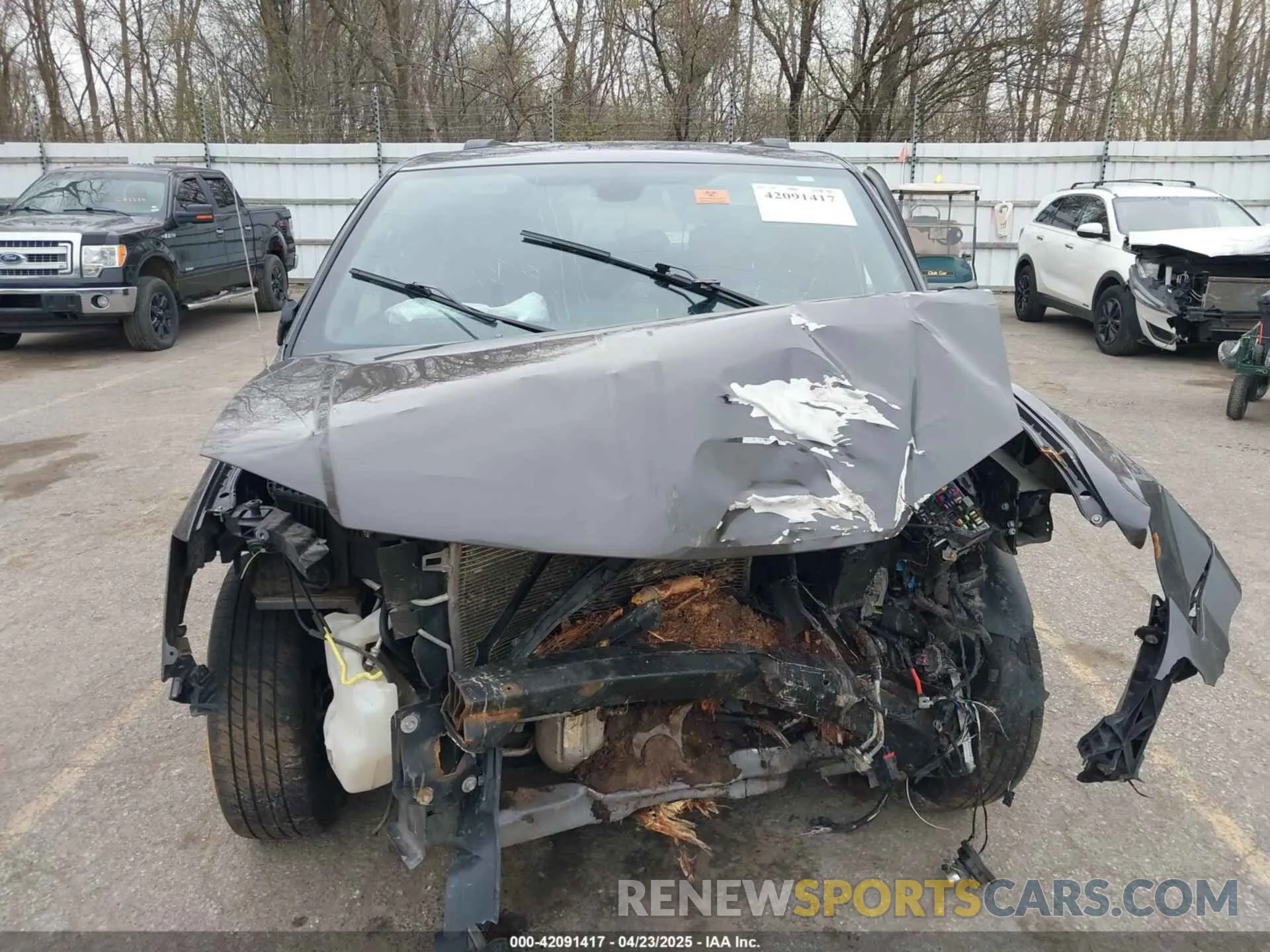 12 Photograph of a damaged car 2C4RDGEG8KR606486 DODGE GRAND CARAVAN 2019
