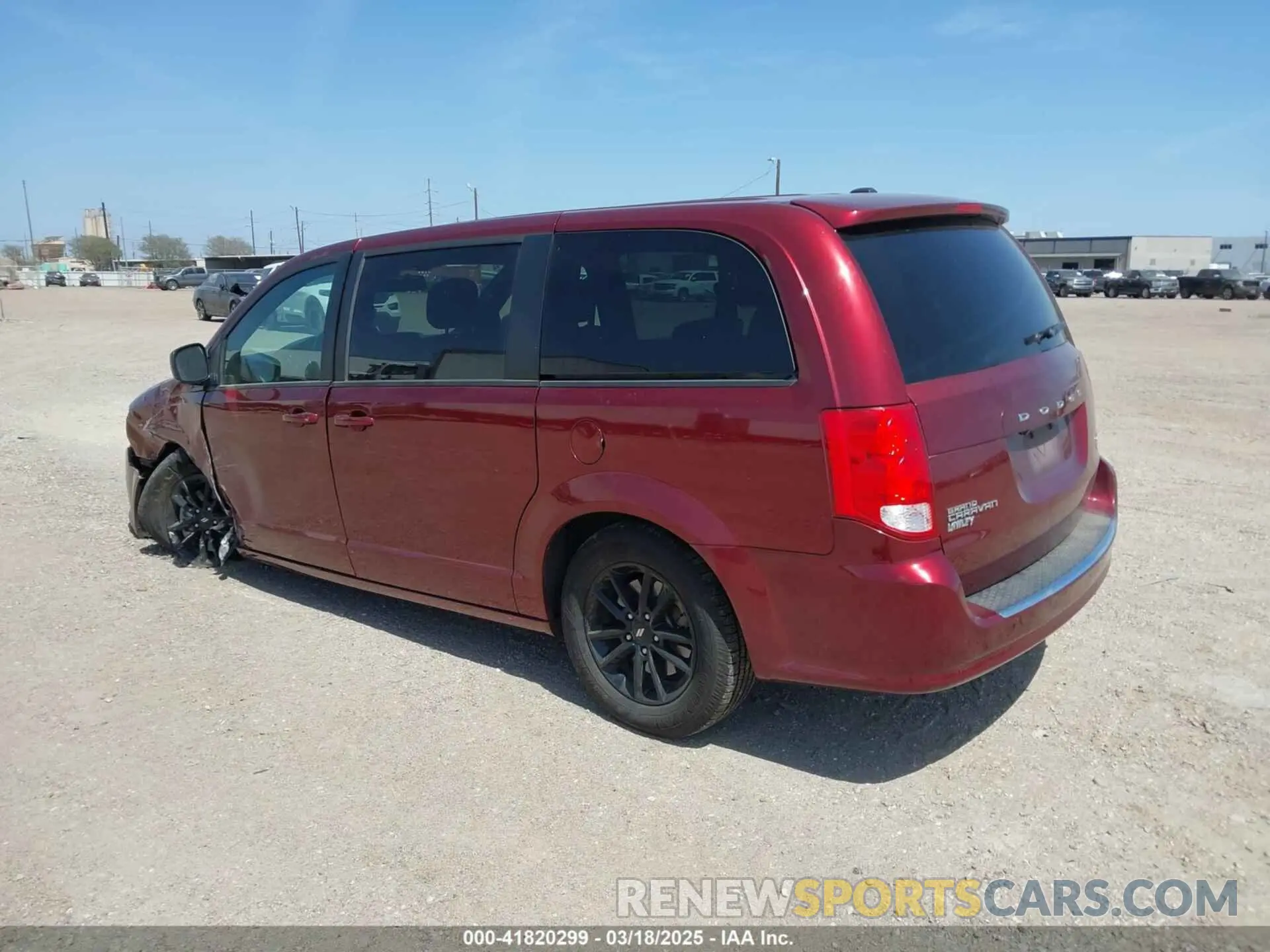 14 Photograph of a damaged car 2C4RDGEG8KR711691 DODGE GRAND CARAVAN 2019