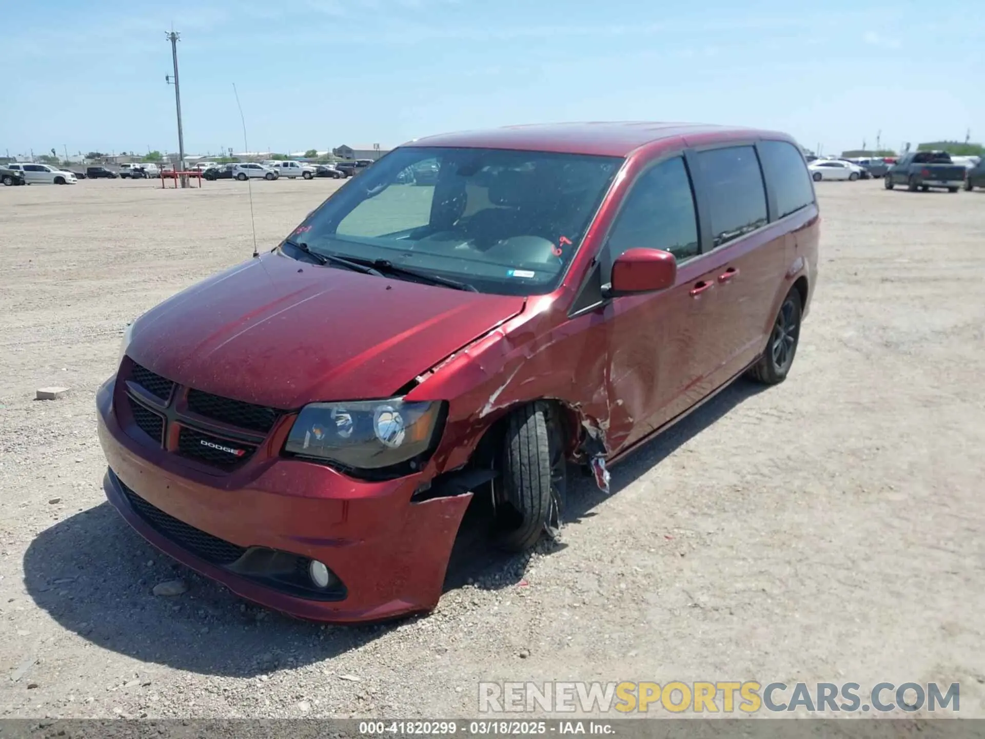 2 Photograph of a damaged car 2C4RDGEG8KR711691 DODGE GRAND CARAVAN 2019