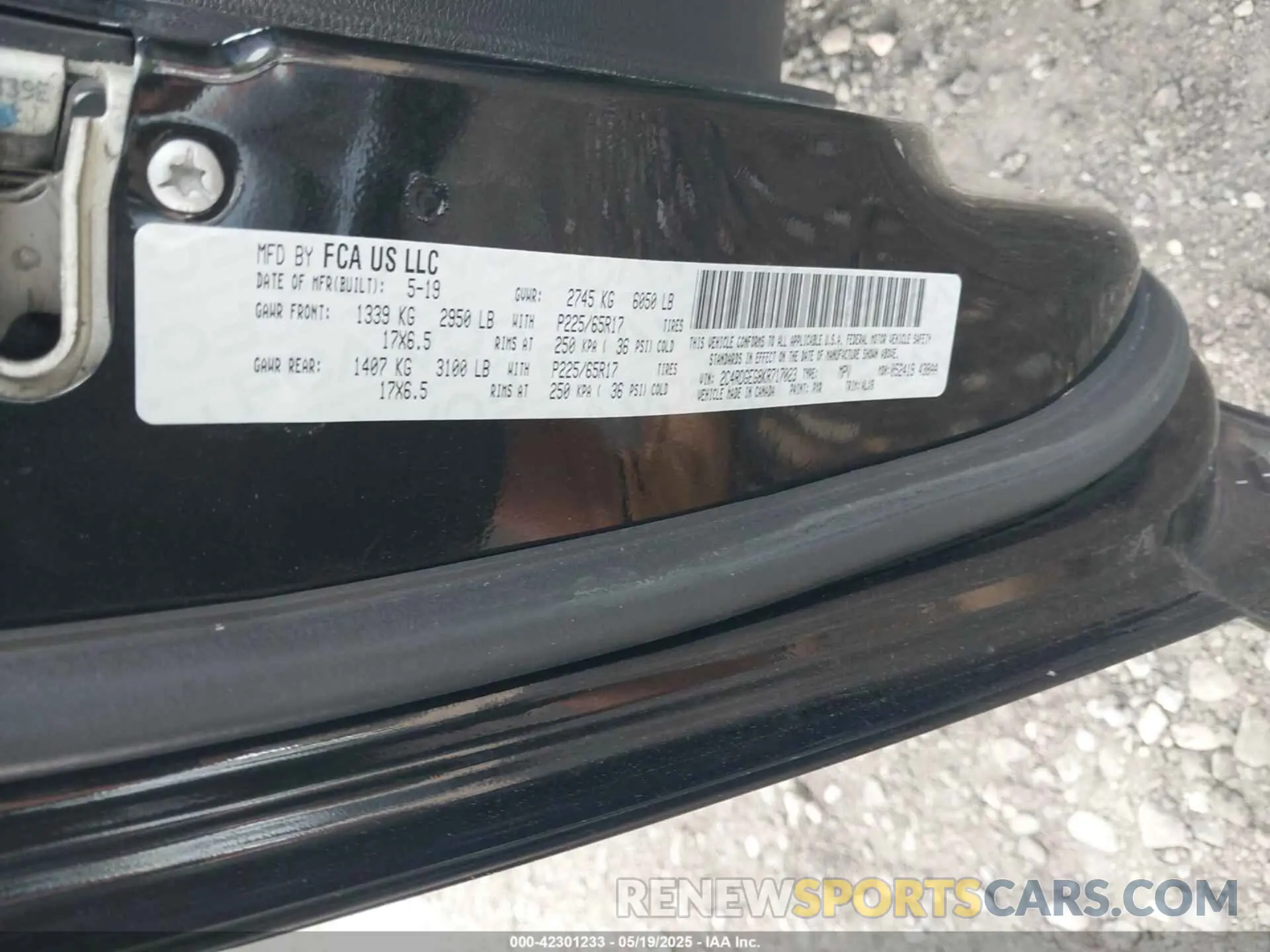 9 Photograph of a damaged car 2C4RDGEG8KR717023 DODGE GRAND CARAVAN 2019