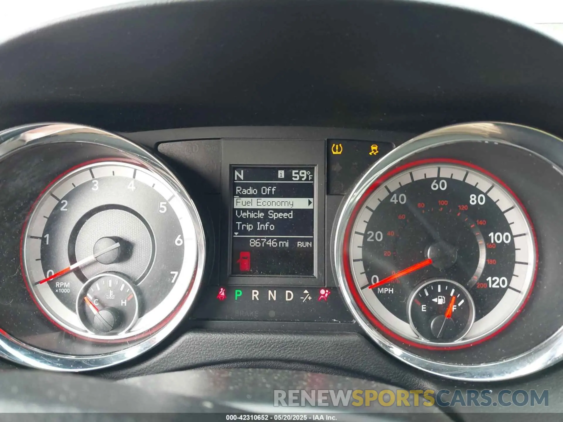 7 Photograph of a damaged car 2C4RDGEG9KR512035 DODGE GRAND CARAVAN 2019