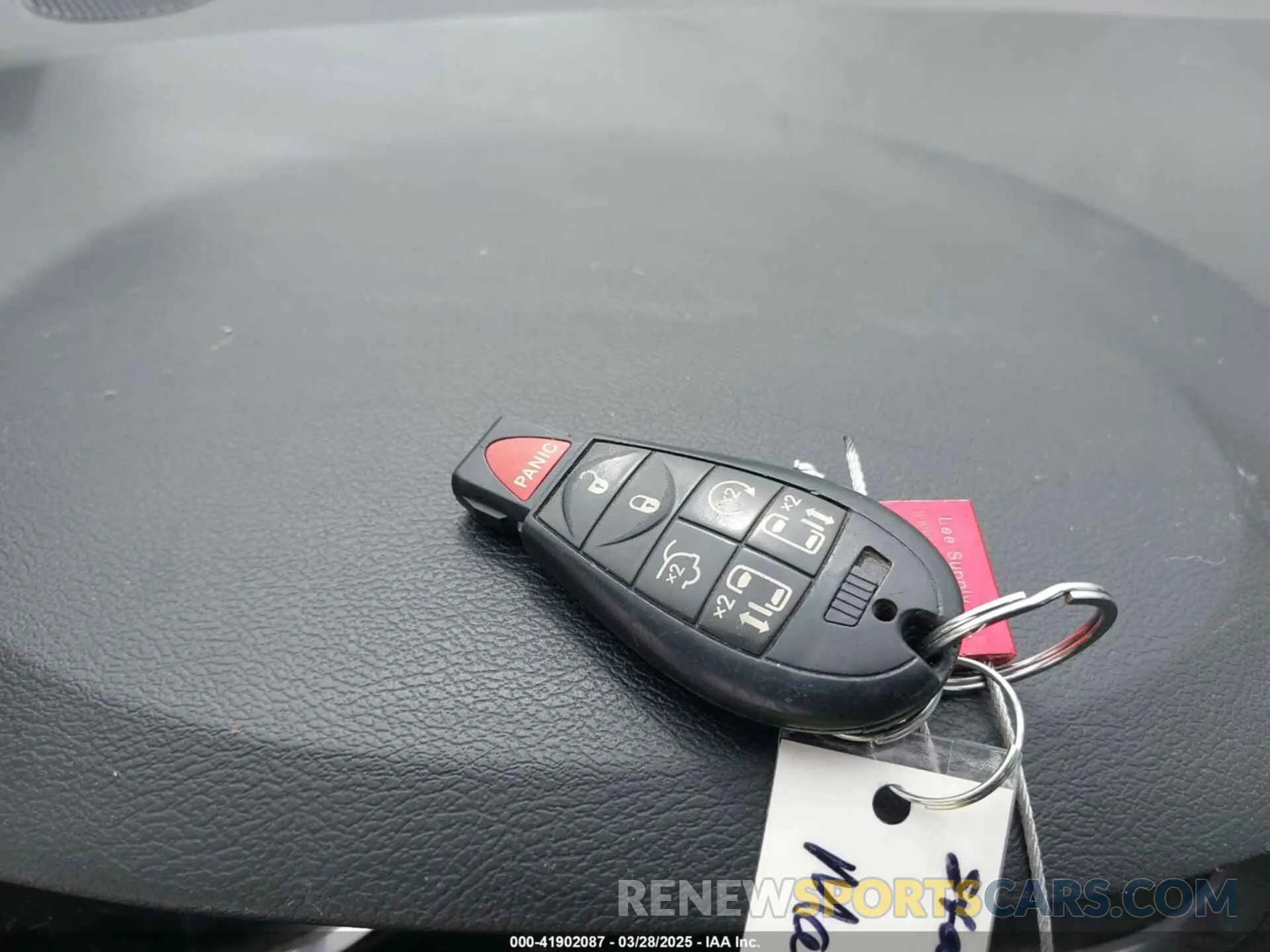 11 Photograph of a damaged car 2C4RDGEG9KR765114 DODGE GRAND CARAVAN 2019