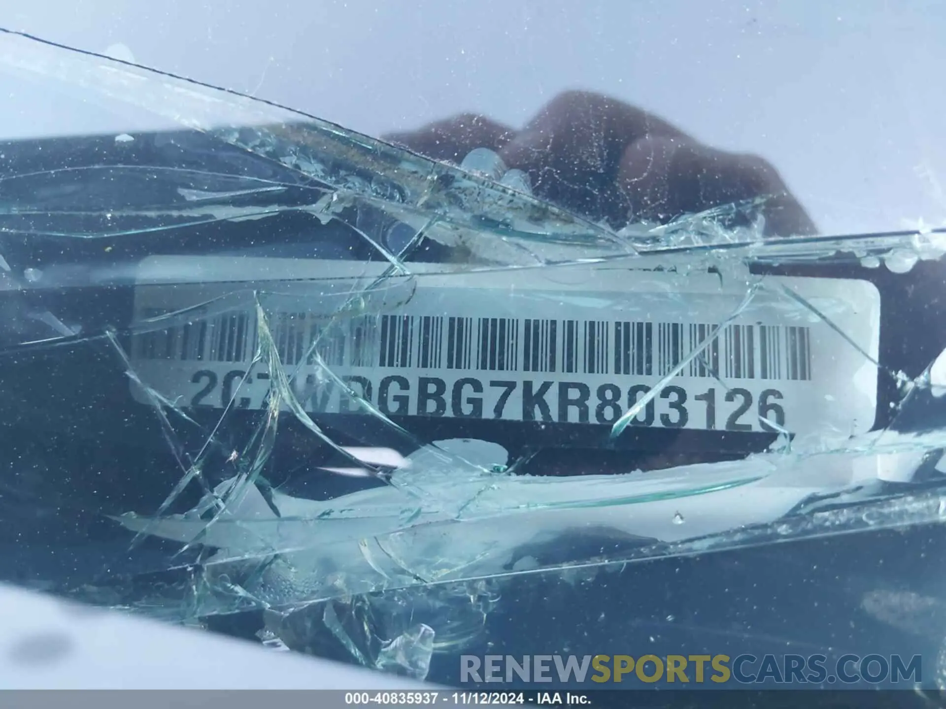 9 Photograph of a damaged car 2C7WDGBG7KR803126 DODGE GRAND CARAVAN 2019
