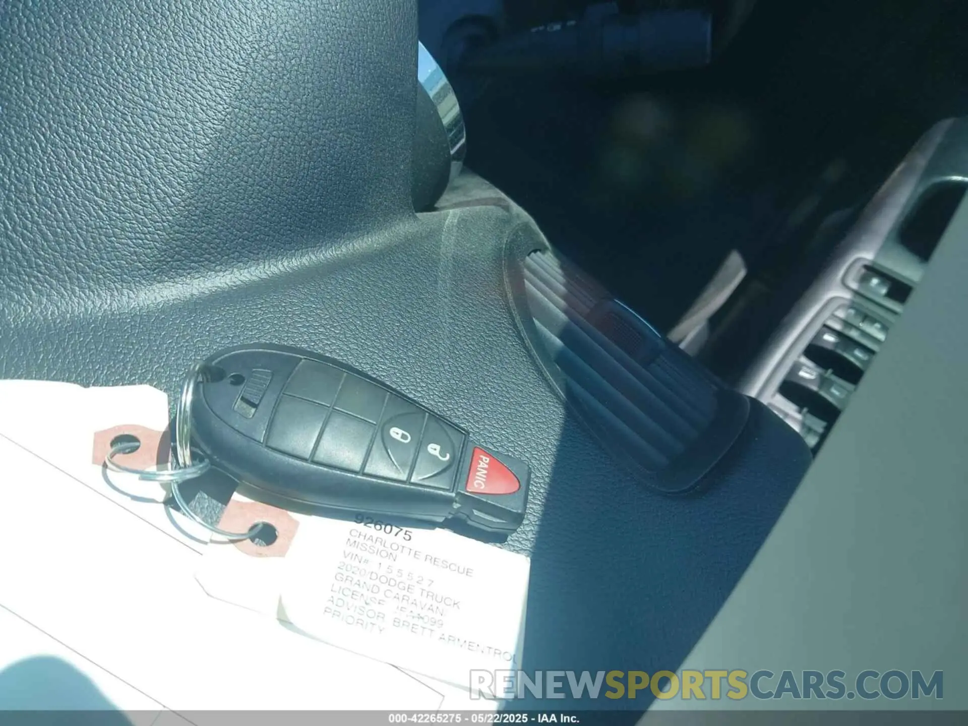 11 Photograph of a damaged car 2C4RDGBG0LR155527 DODGE GRAND CARAVAN 2020