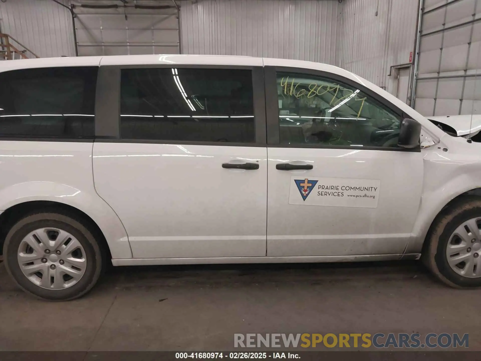 14 Photograph of a damaged car 2C4RDGBG4LR168233 DODGE GRAND CARAVAN 2020
