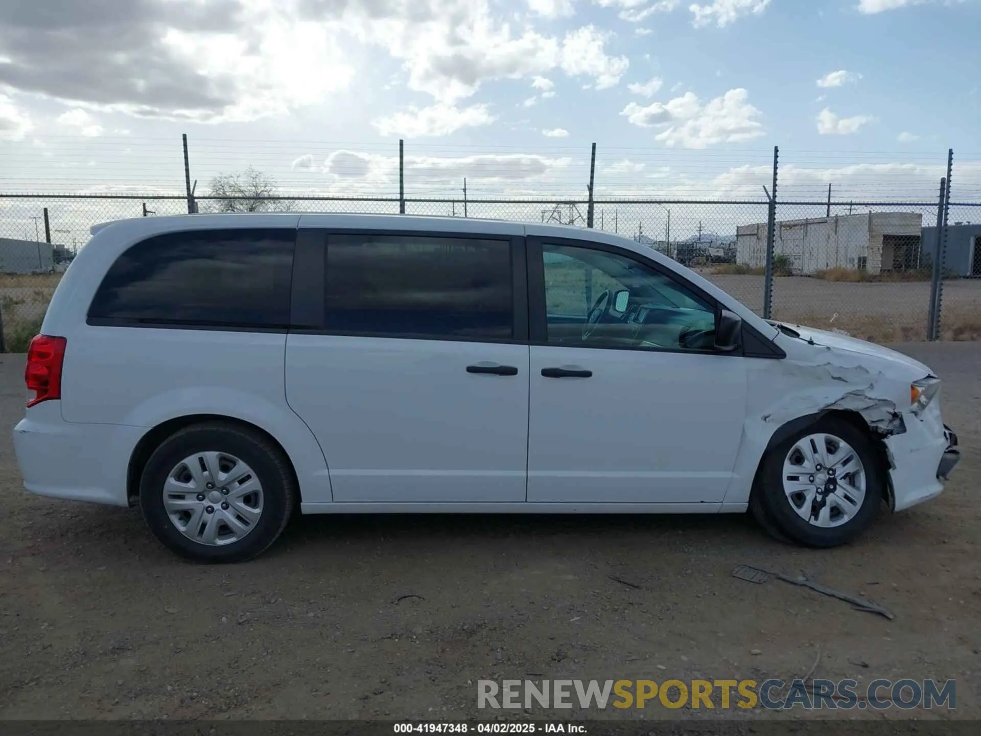 13 Photograph of a damaged car 2C4RDGBG7LR230725 DODGE GRAND CARAVAN 2020