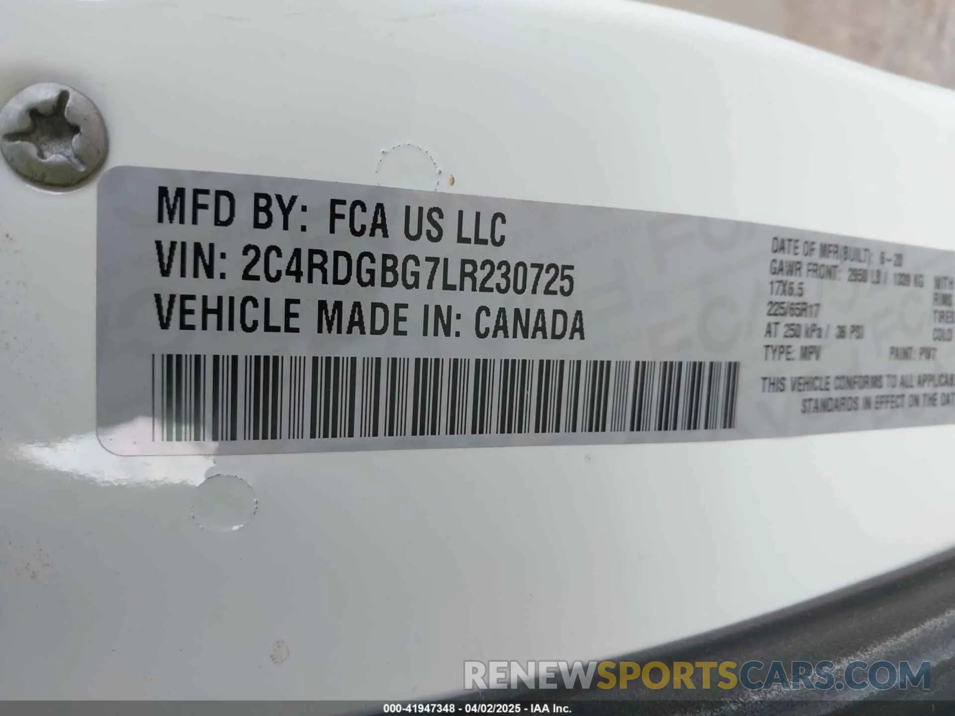 9 Photograph of a damaged car 2C4RDGBG7LR230725 DODGE GRAND CARAVAN 2020