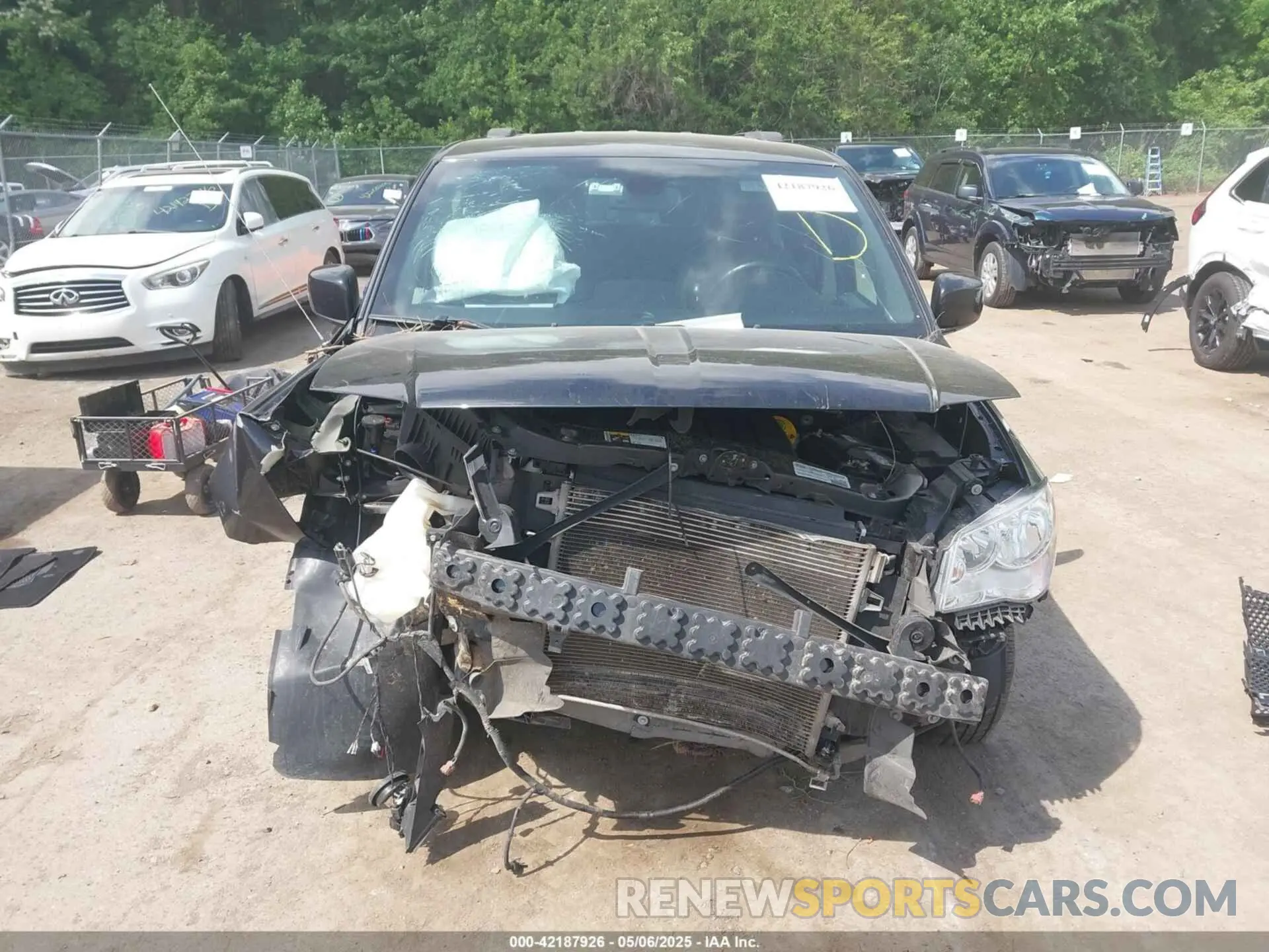 12 Photograph of a damaged car 2C4RDGCG0LR167014 DODGE GRAND CARAVAN 2020