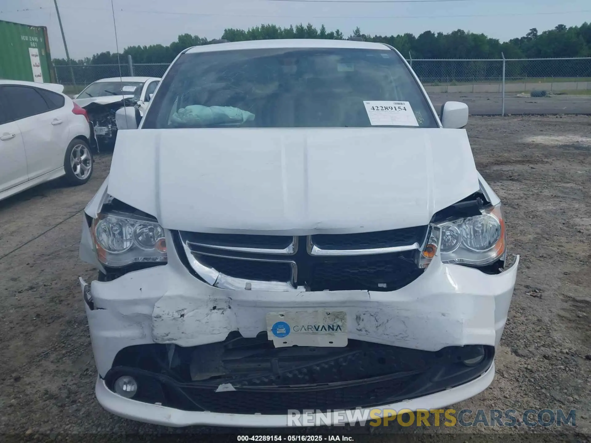 12 Photograph of a damaged car 2C4RDGCG1LR201221 DODGE GRAND CARAVAN 2020