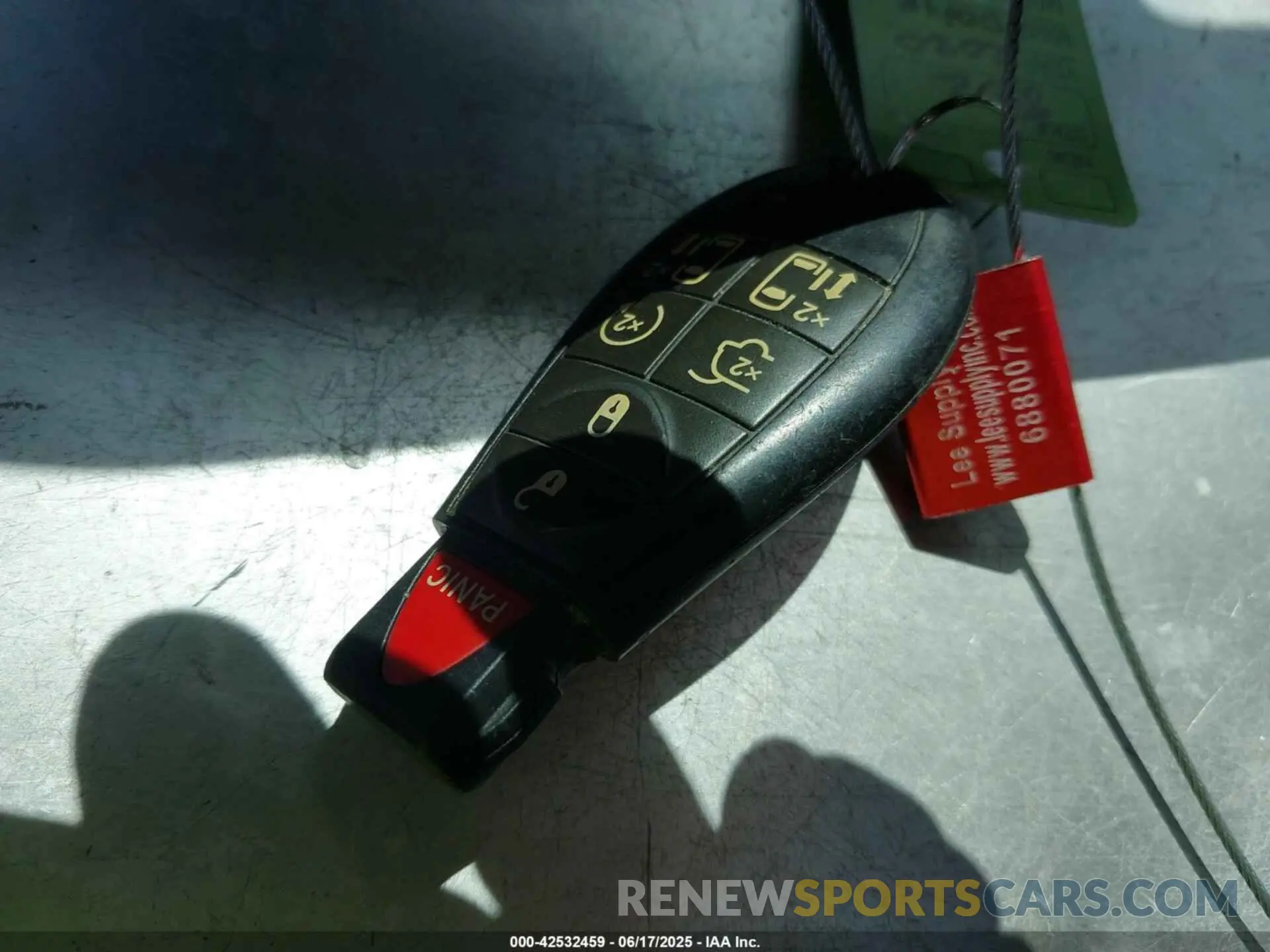 11 Photograph of a damaged car 2C4RDGCG3LR174085 DODGE GRAND CARAVAN 2020
