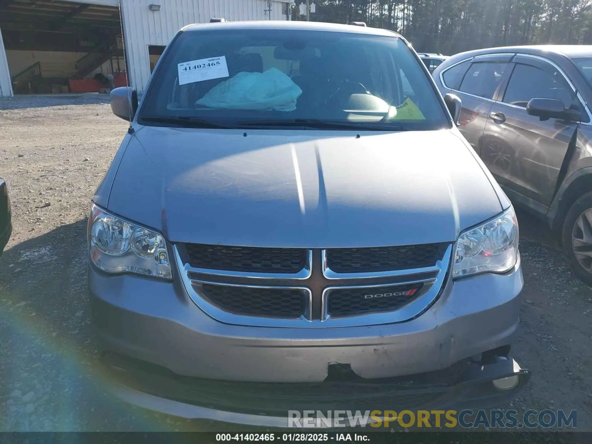 12 Photograph of a damaged car 2C4RDGCG3LR201270 DODGE GRAND CARAVAN 2020