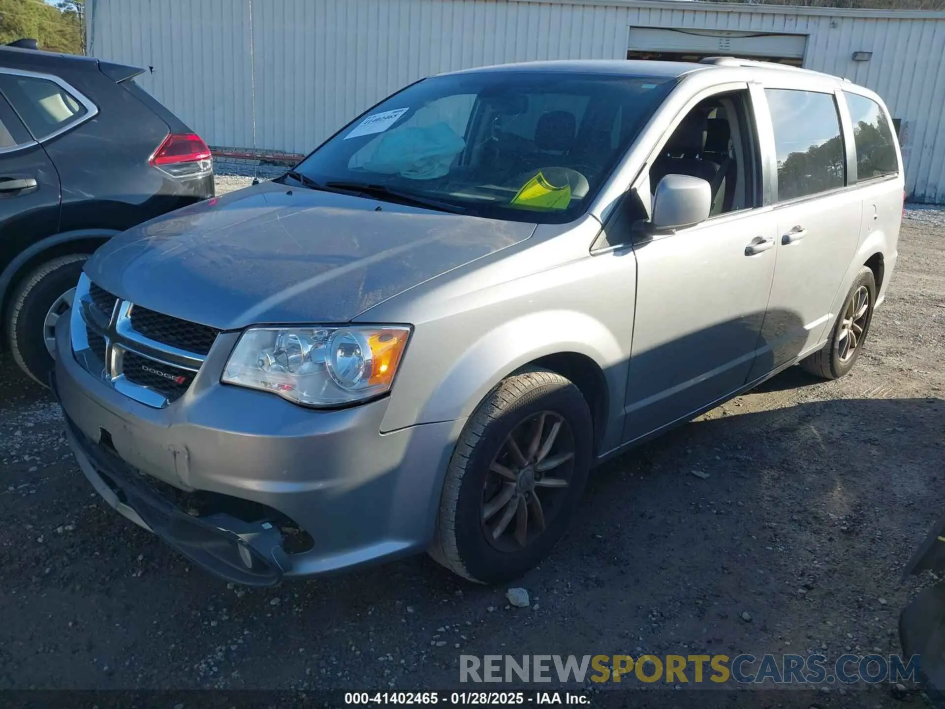 14 Photograph of a damaged car 2C4RDGCG3LR201270 DODGE GRAND CARAVAN 2020