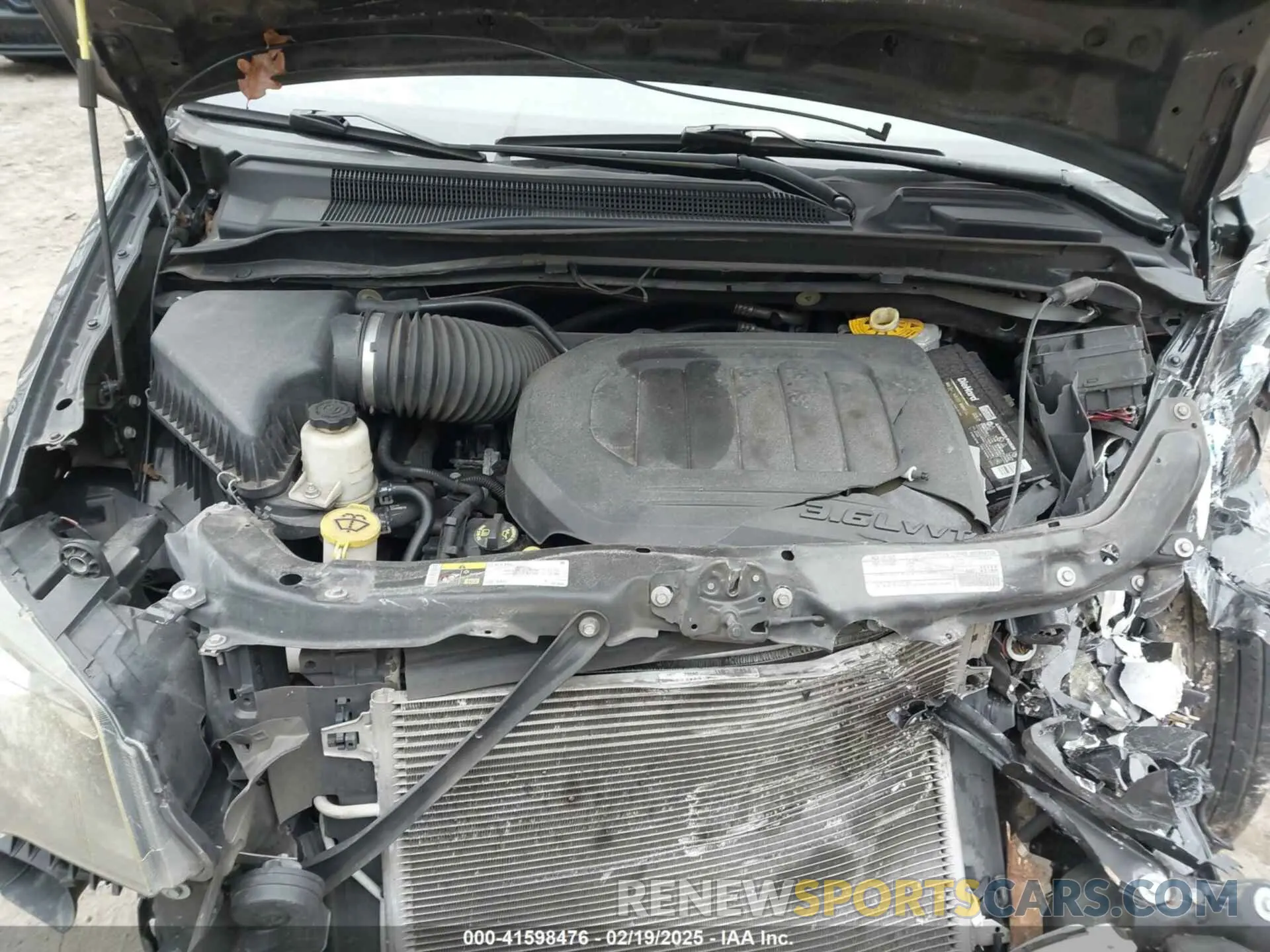 10 Photograph of a damaged car 2C4RDGCG6LR194251 DODGE GRAND CARAVAN 2020