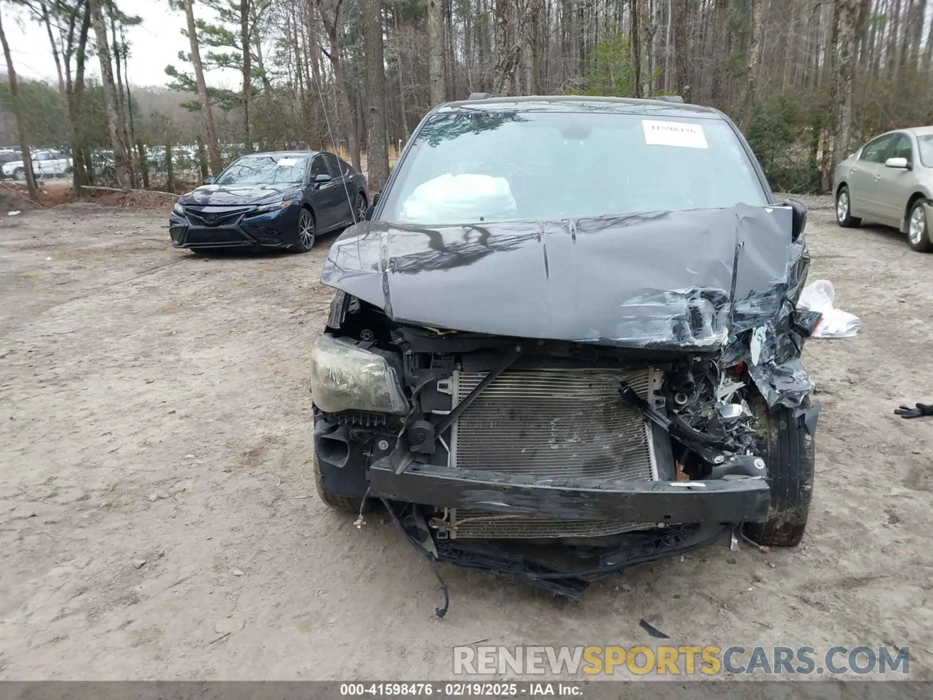 11 Photograph of a damaged car 2C4RDGCG6LR194251 DODGE GRAND CARAVAN 2020